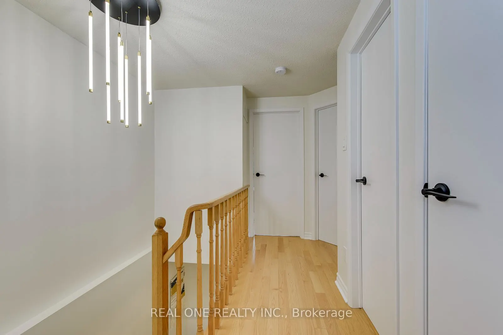 741 Queensbridge Drive