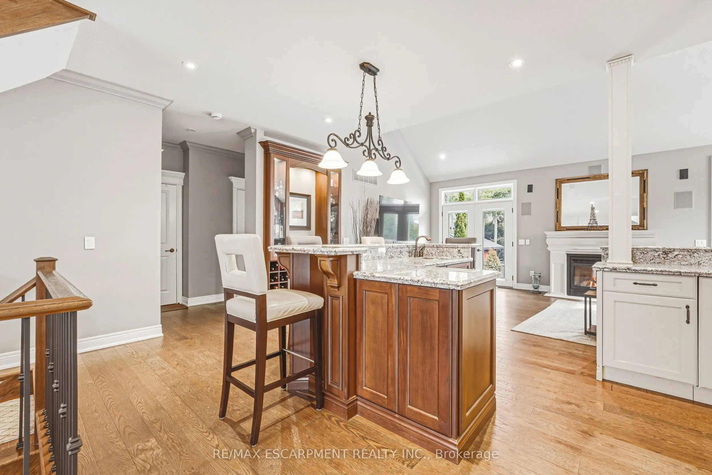 976 Shadeland Avenue #3
