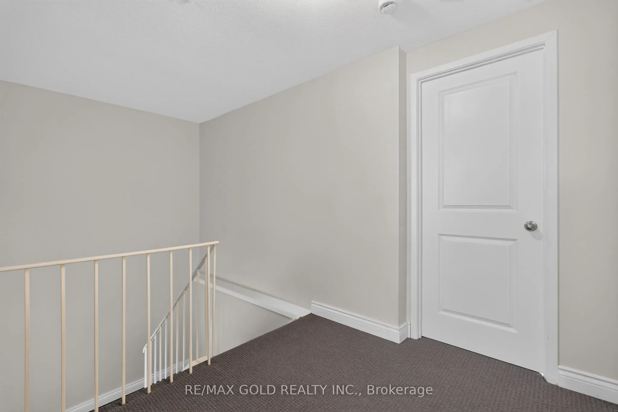 13 Gold Pine Court
