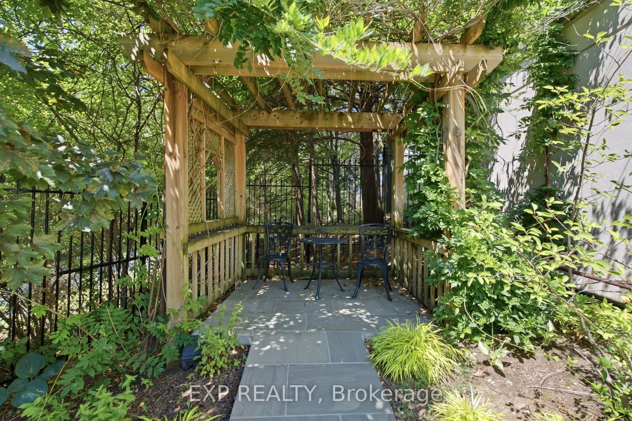 1903 Pilgrims Way #302