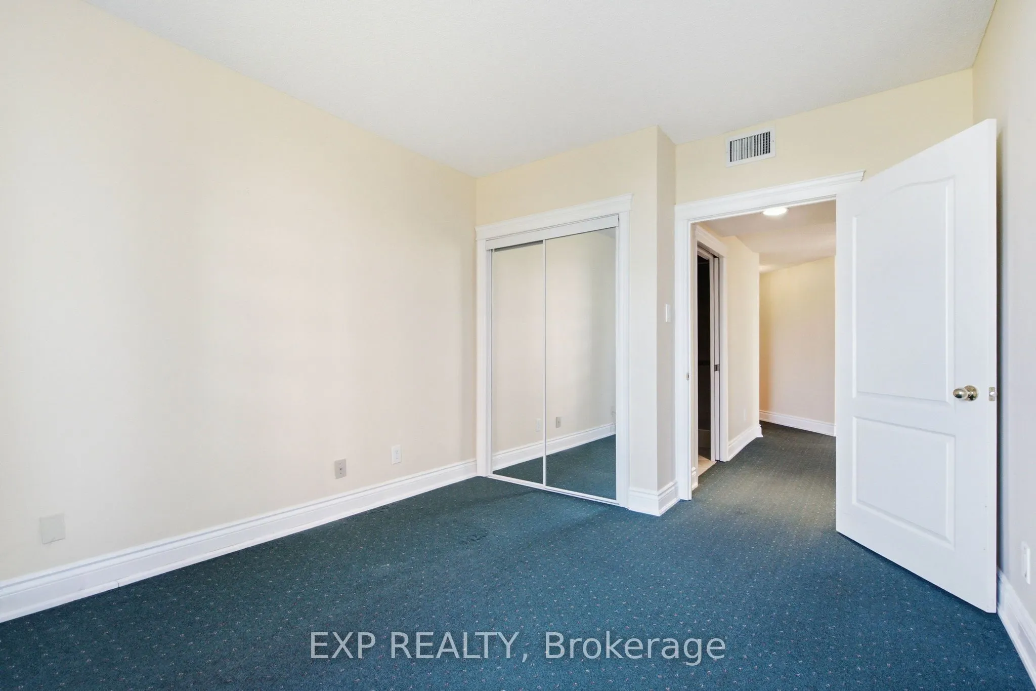 1903 Pilgrims Way #302