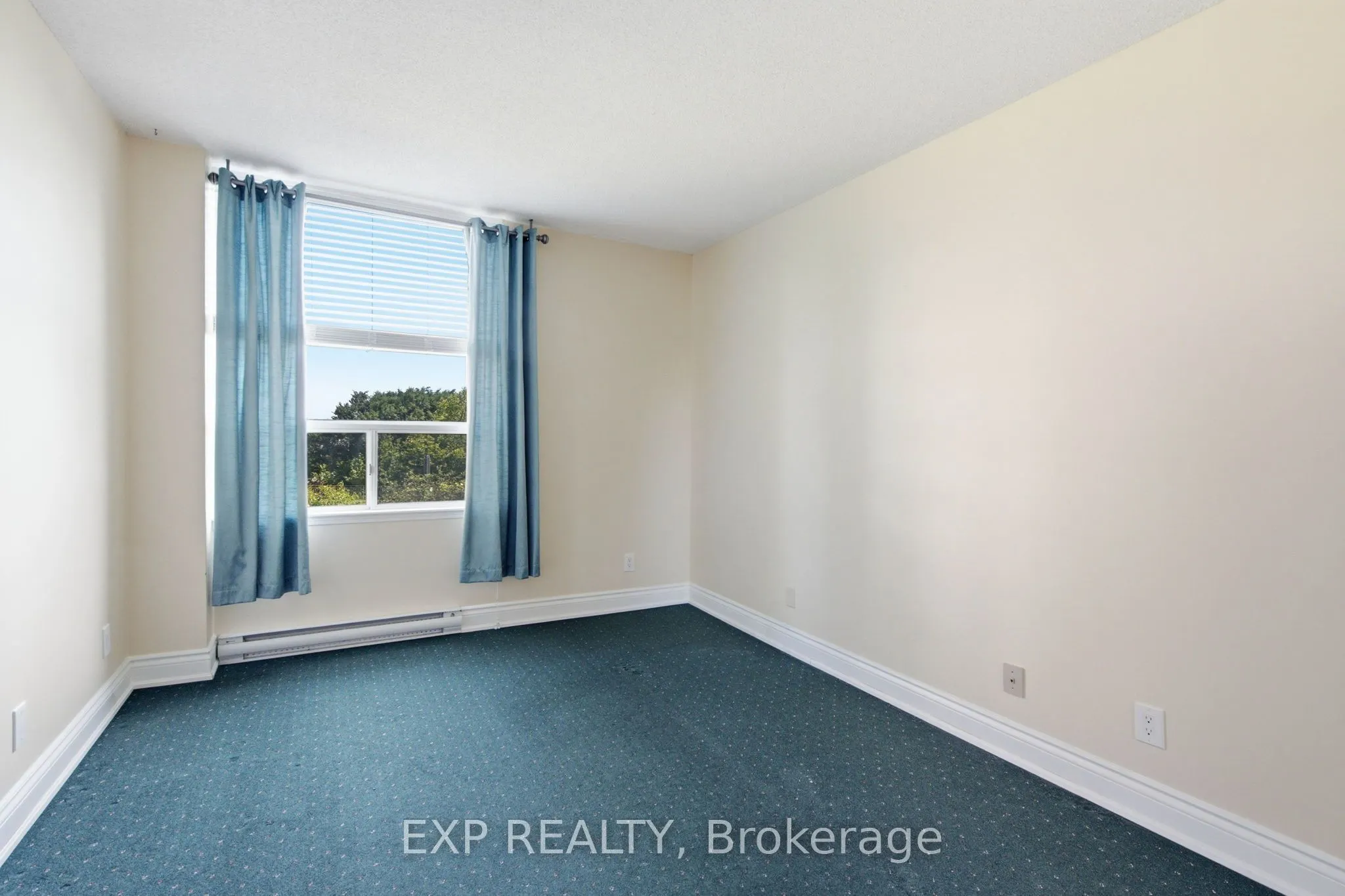 1903 Pilgrims Way #302