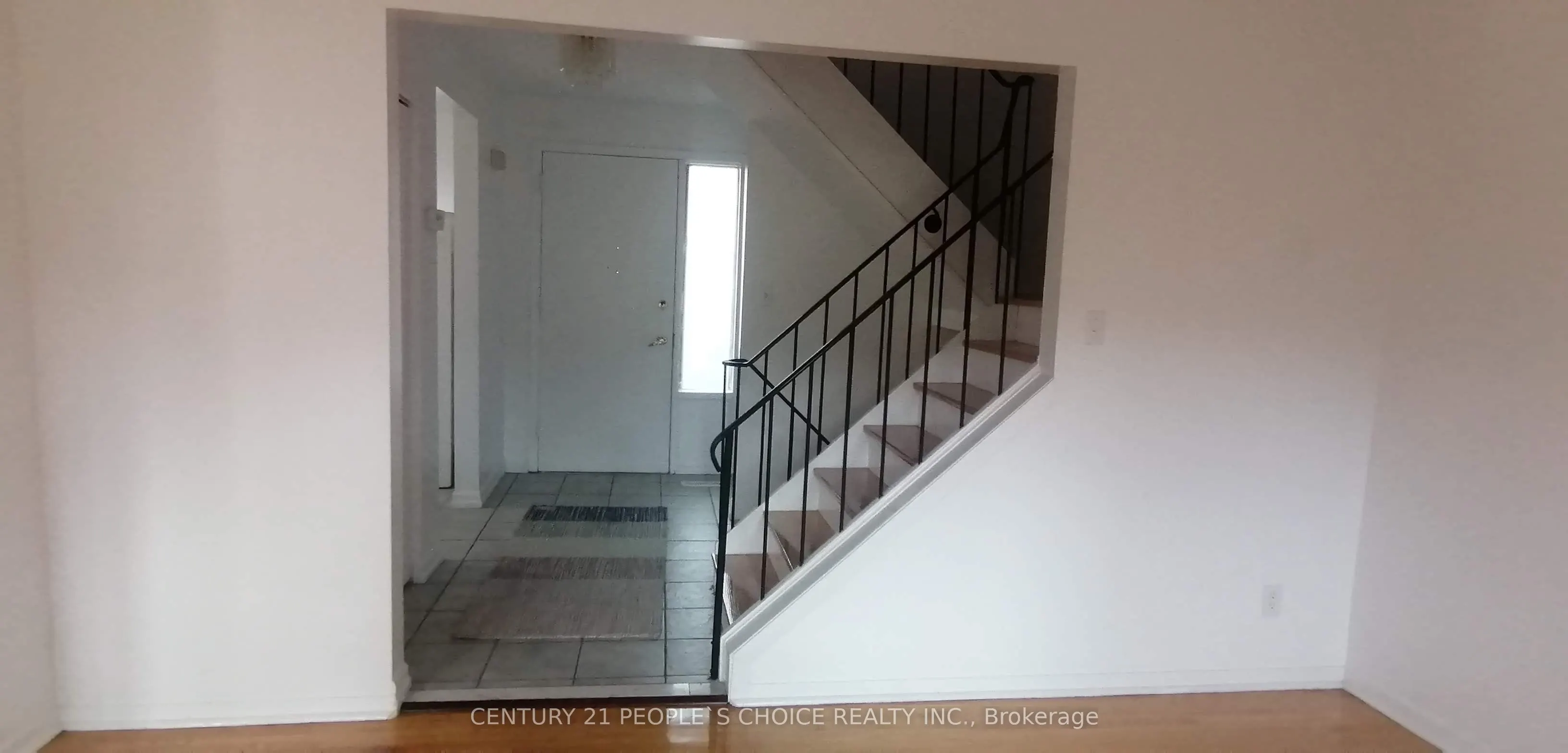 17 Gosford Boulevard #9