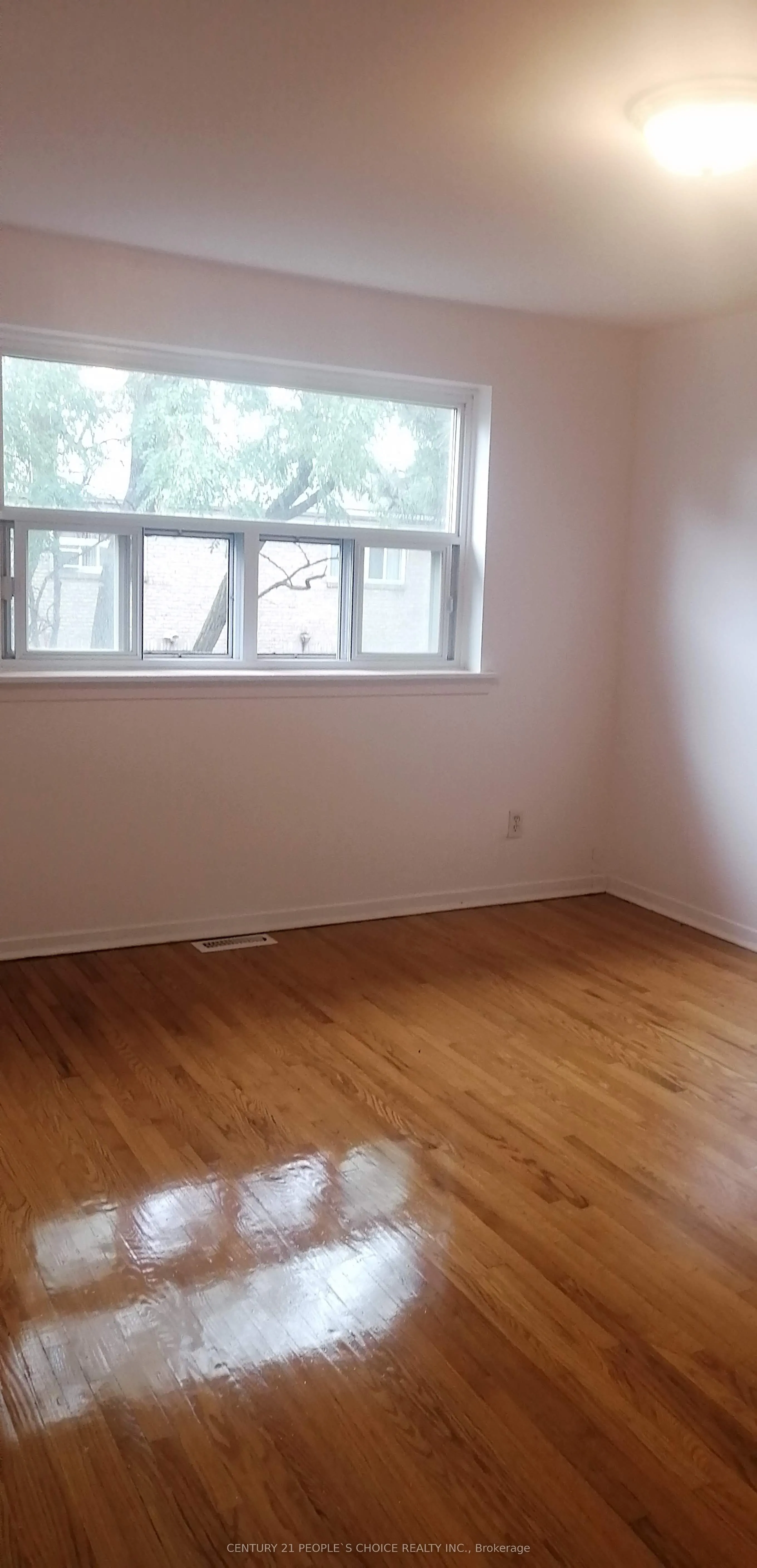 17 Gosford Boulevard #9