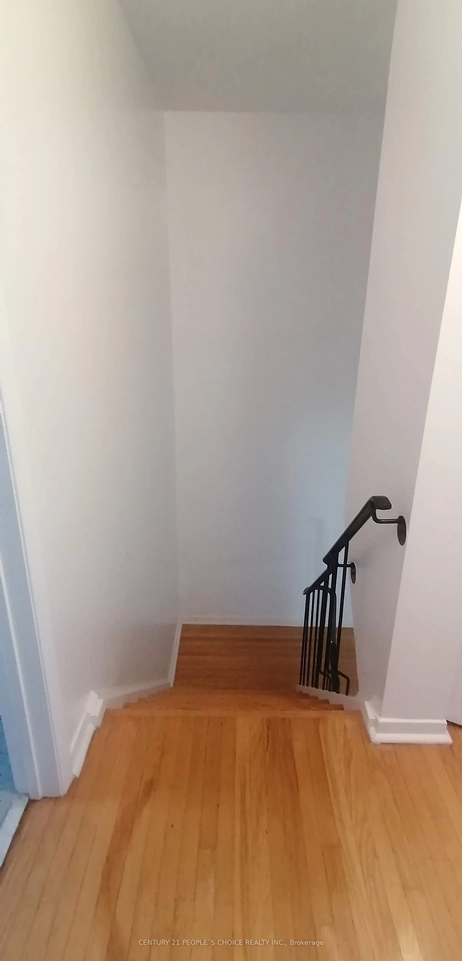 17 Gosford Boulevard #9