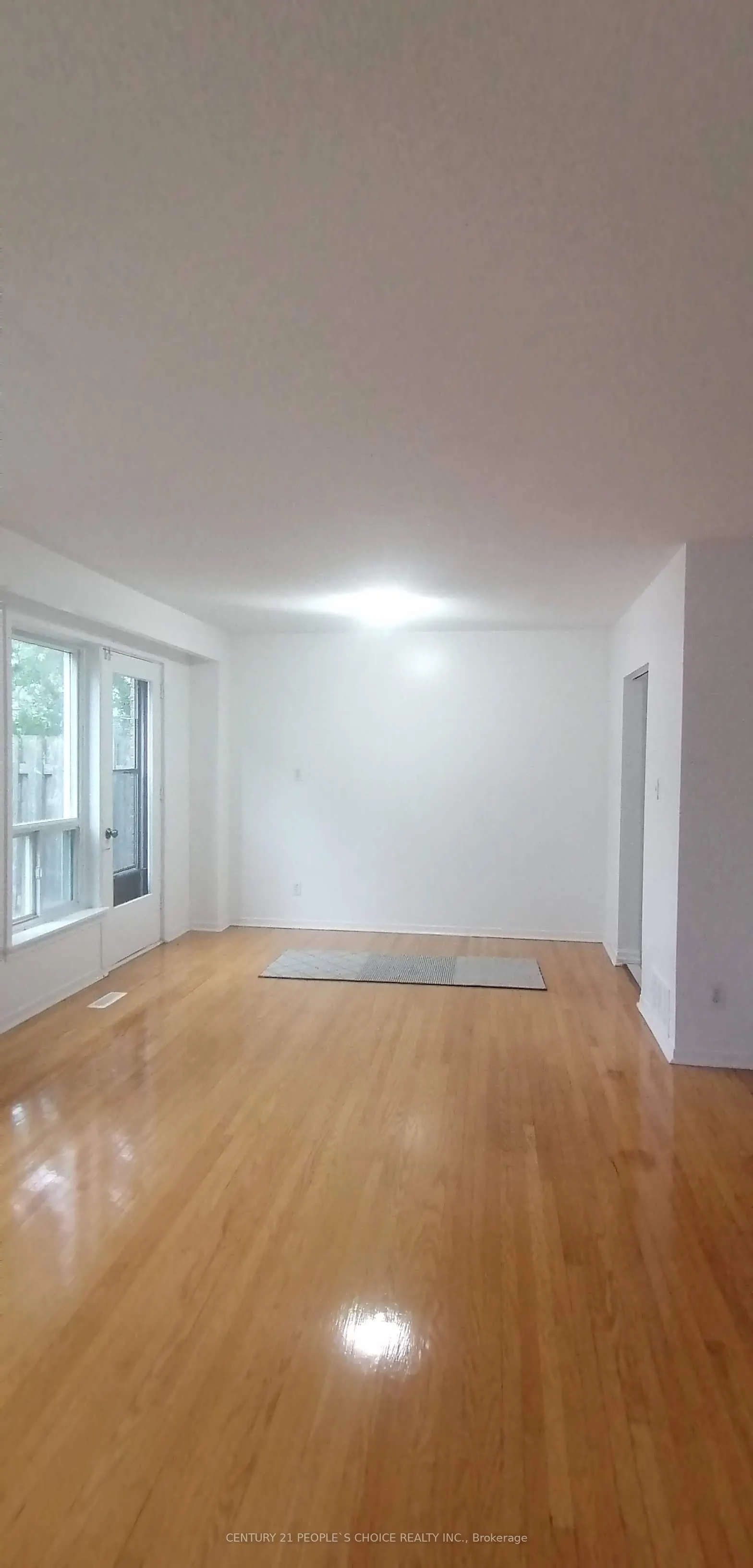 17 Gosford Boulevard #9