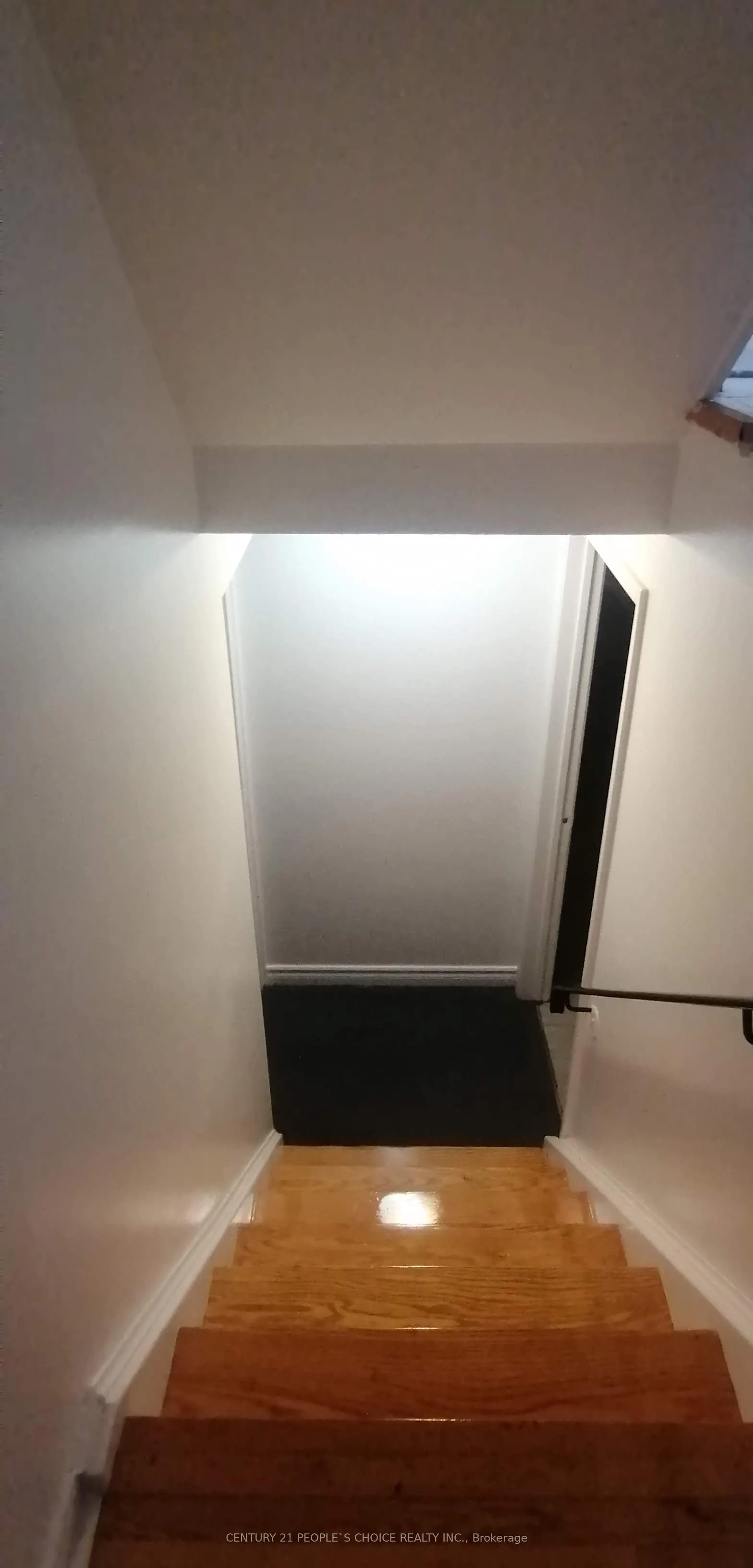 17 Gosford Boulevard #9