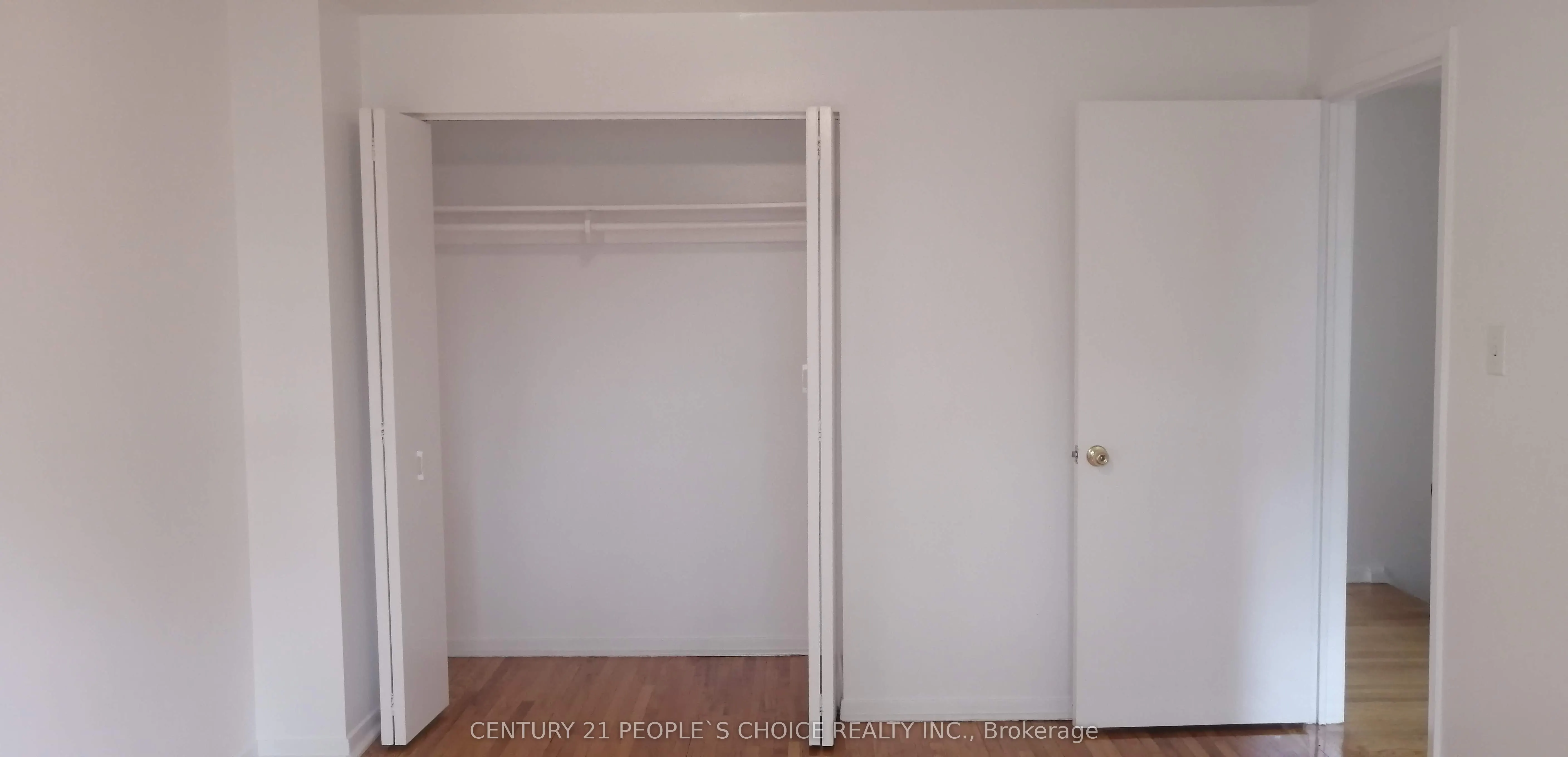 17 Gosford Boulevard #9