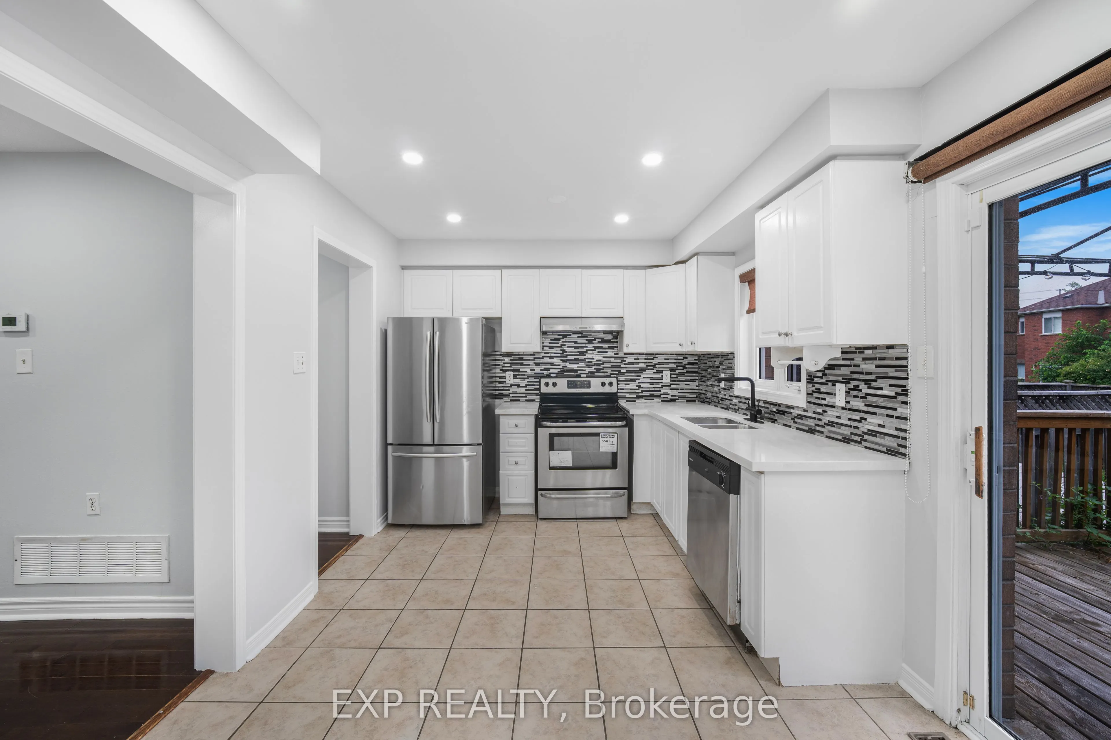 128 Olympia Crescent