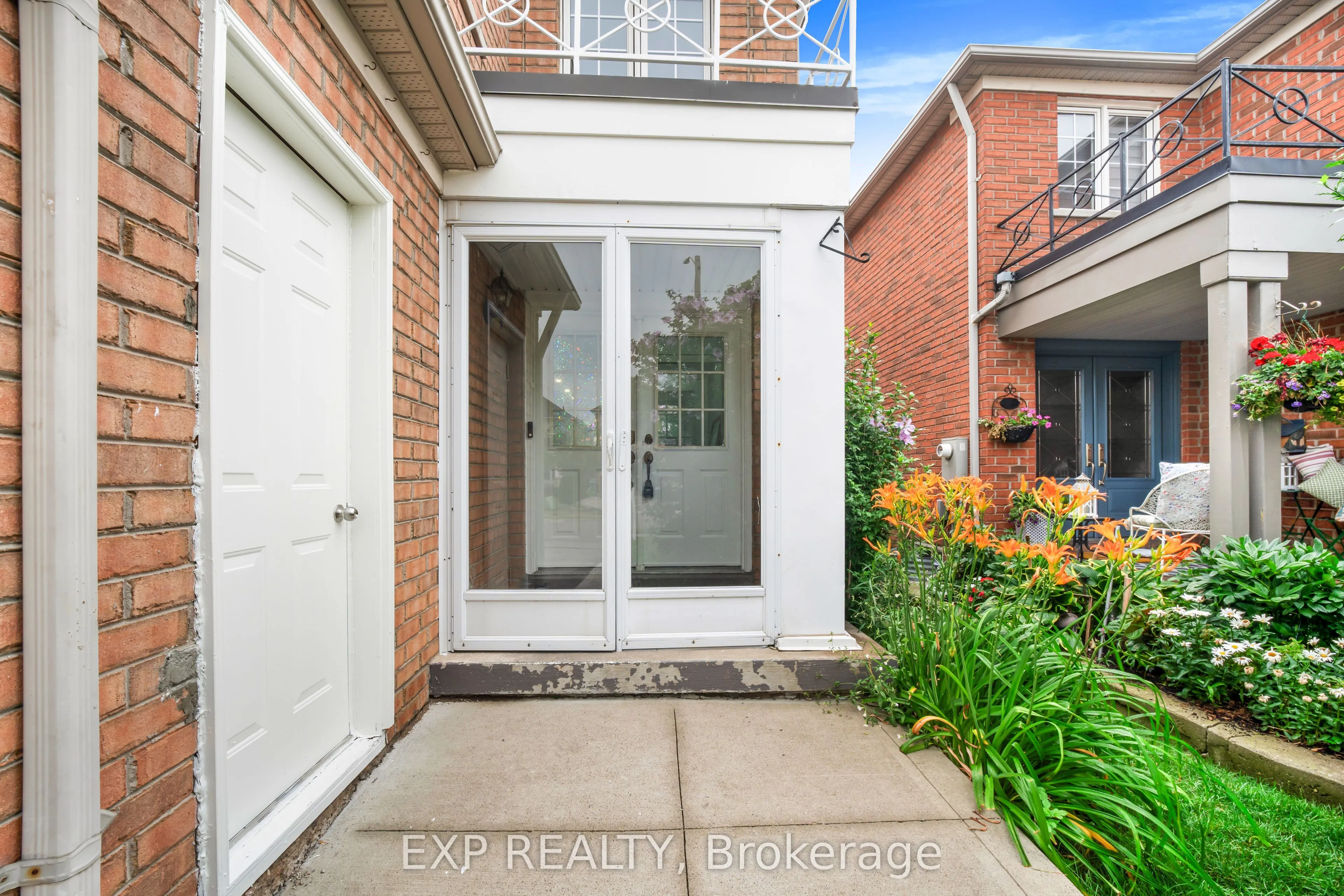 128 Olympia Crescent