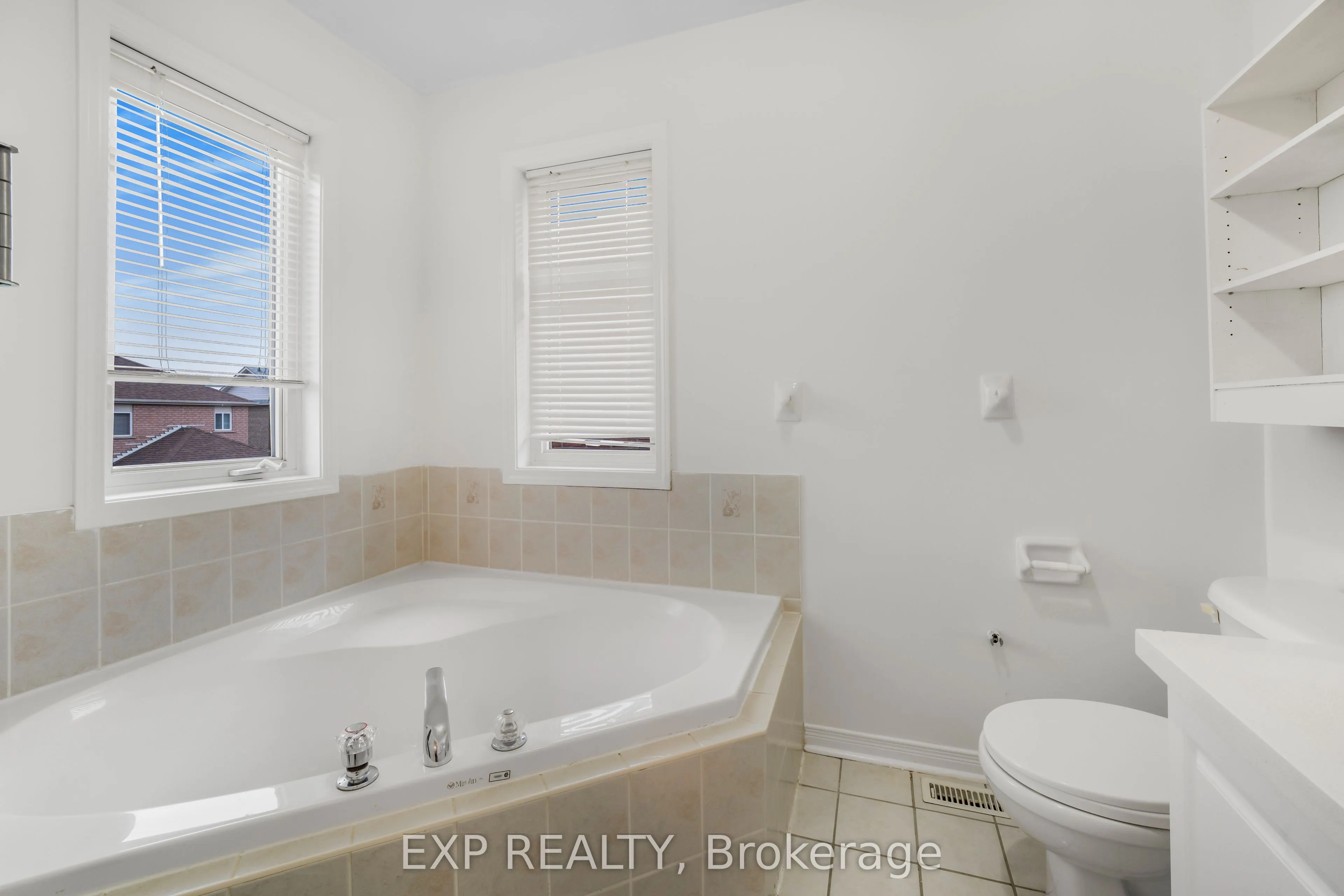 128 Olympia Crescent