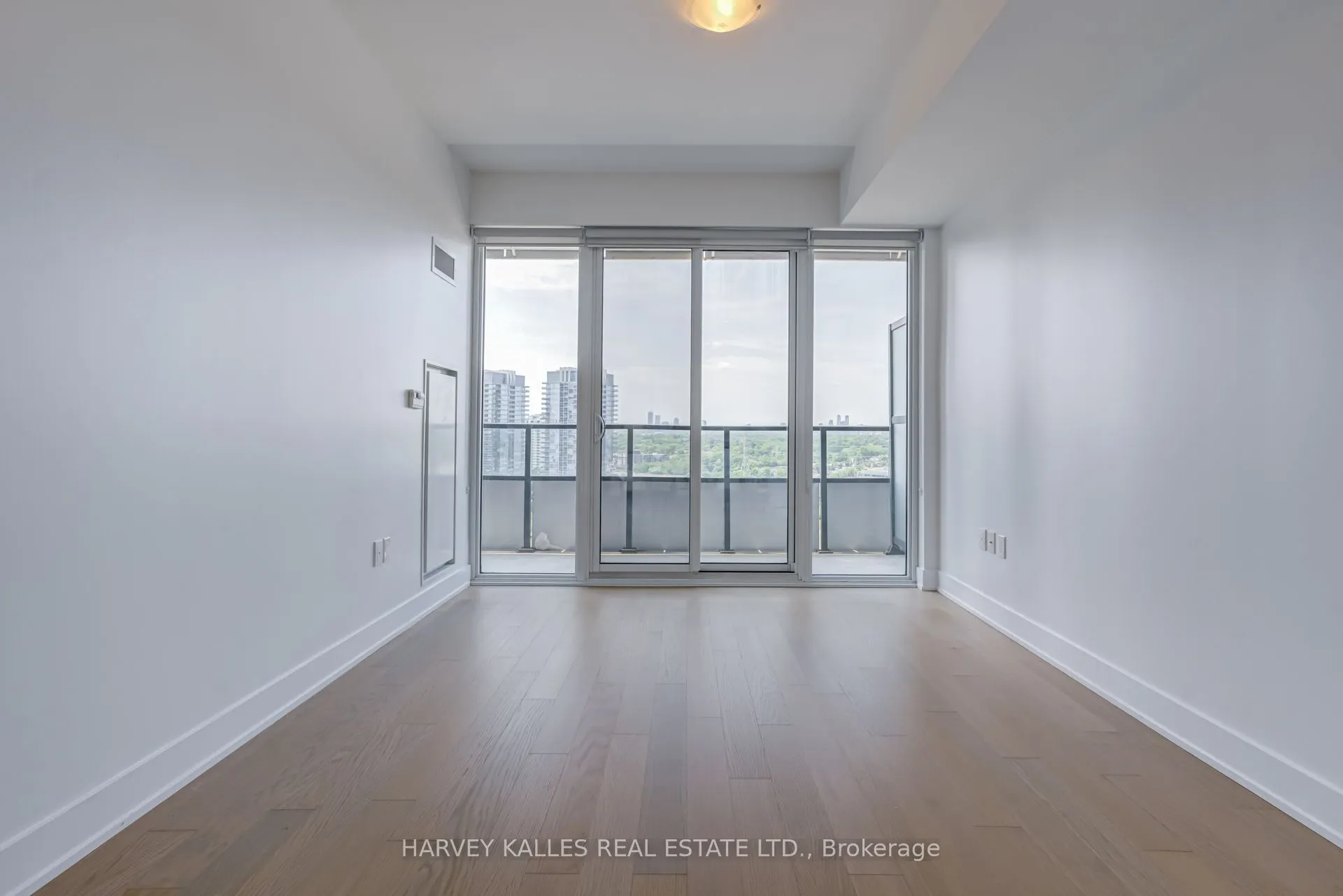 30 Shore Breeze Drive #1822
