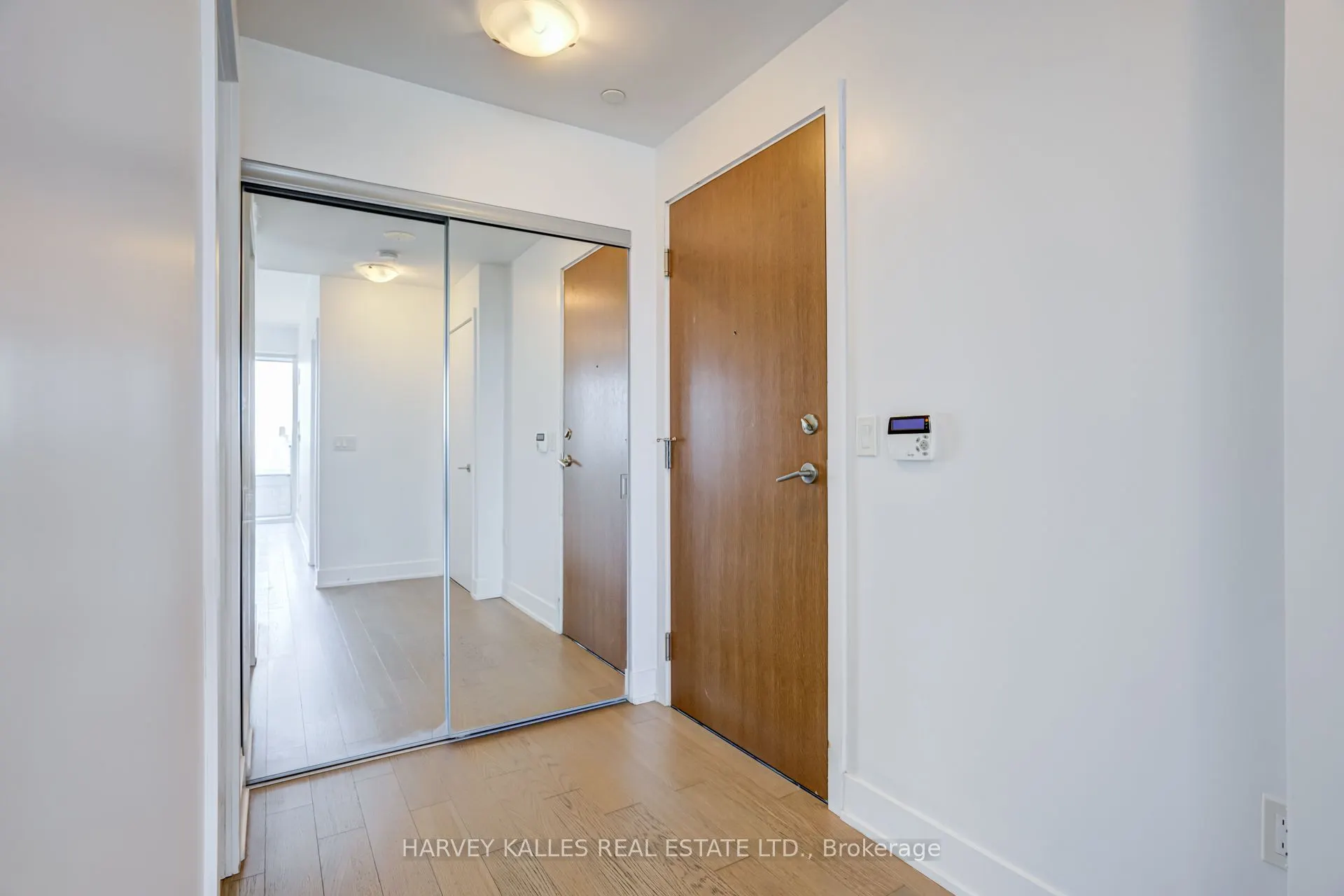 30 Shore Breeze Drive #1822