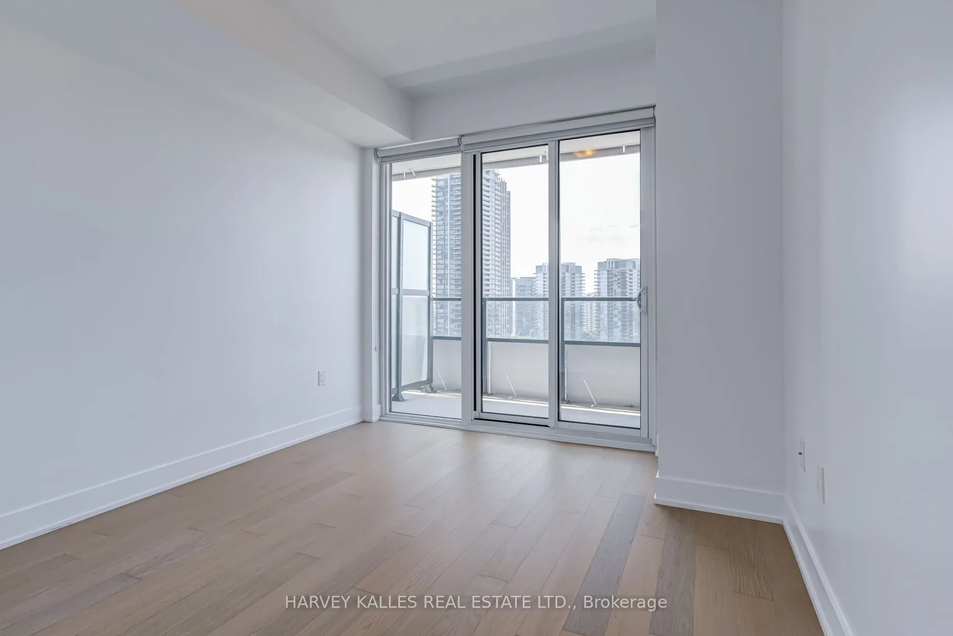 30 Shore Breeze Drive #1822