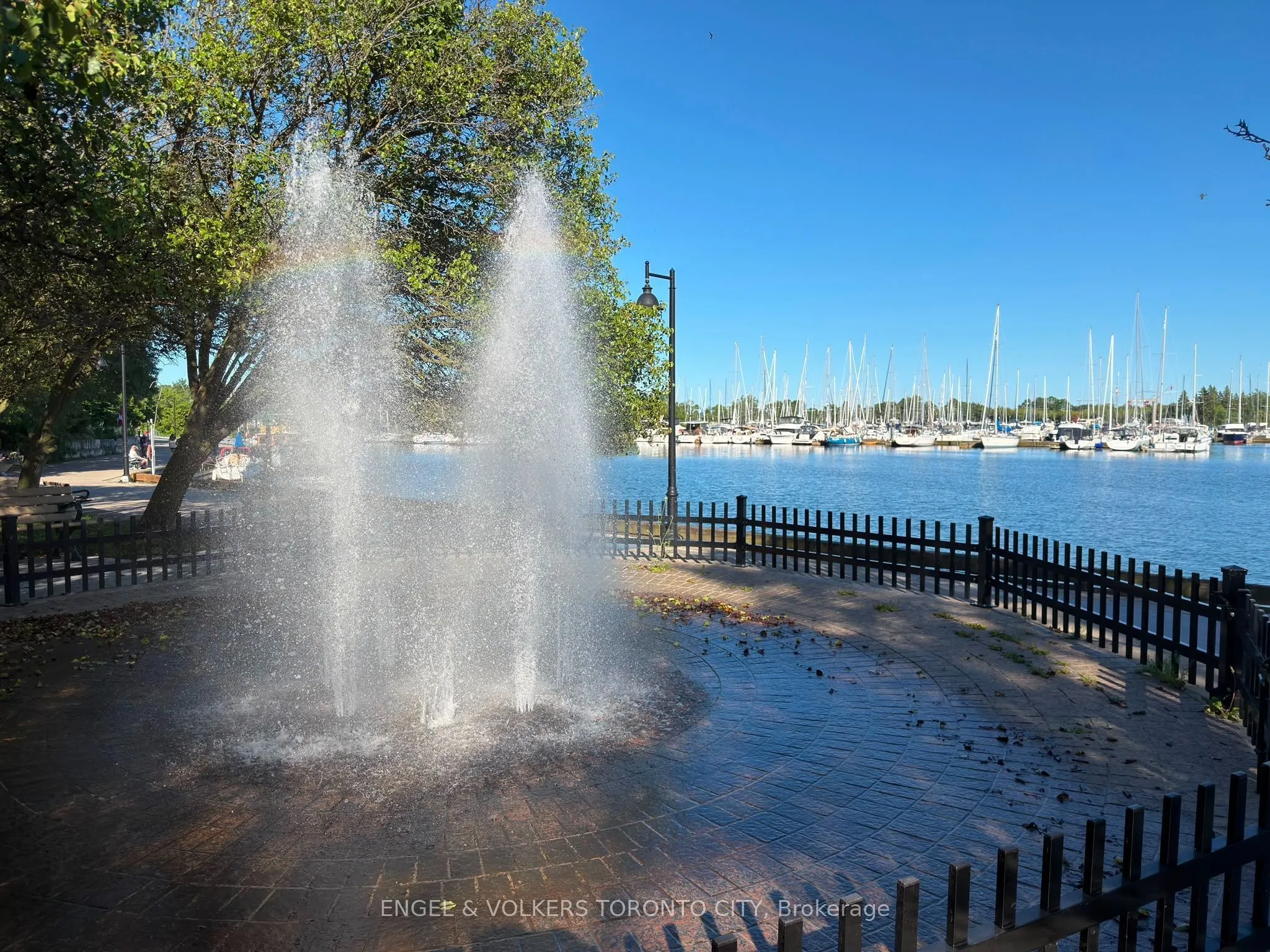 2285 Lake Shore Boulevard W #1204