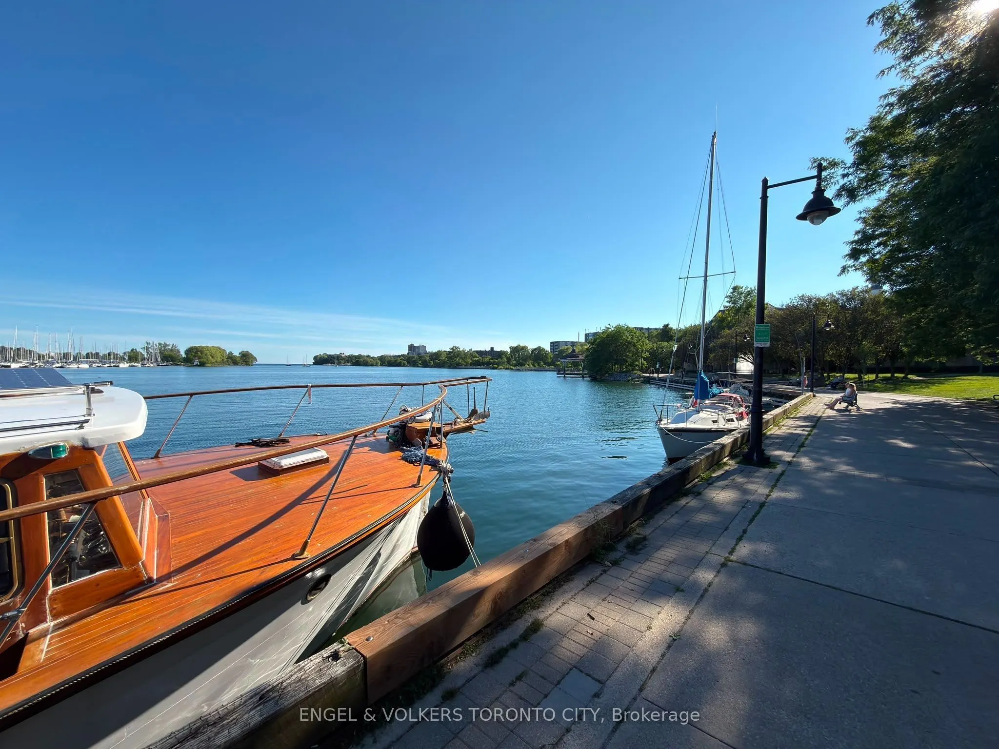 2285 Lake Shore Boulevard W #1204