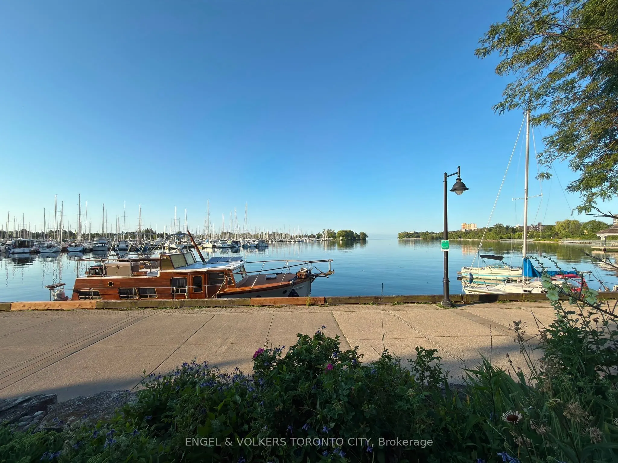 2285 Lake Shore Boulevard W #1204