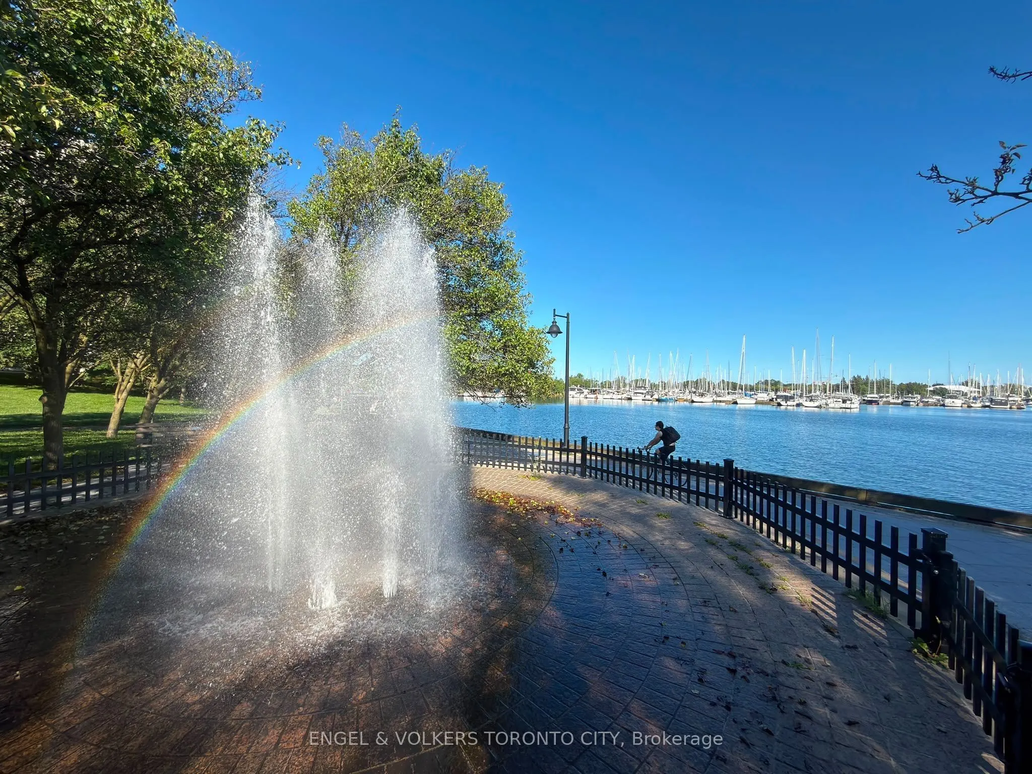 2285 Lake Shore Boulevard W #1204