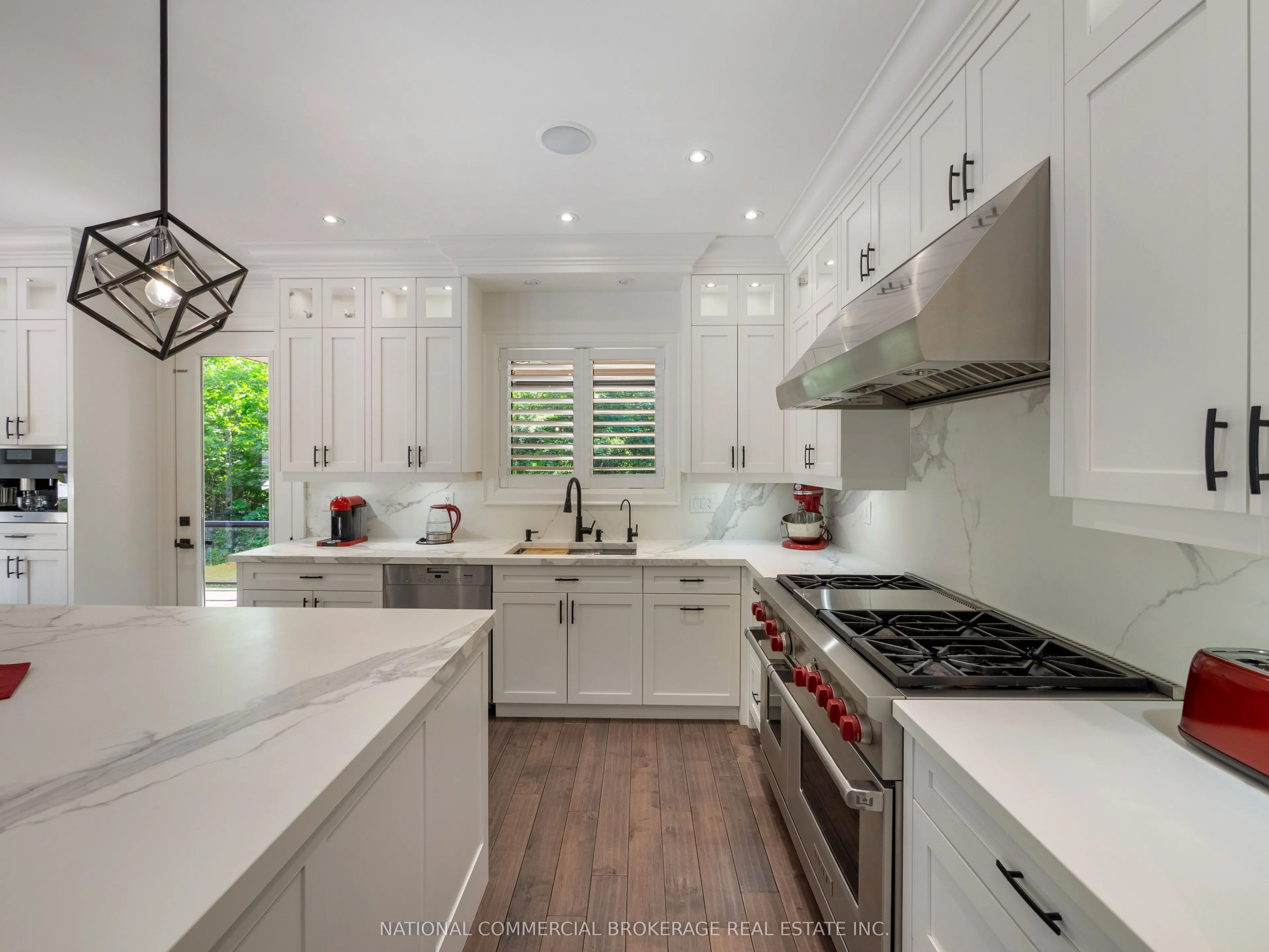 10088 Old Pine Crest Road