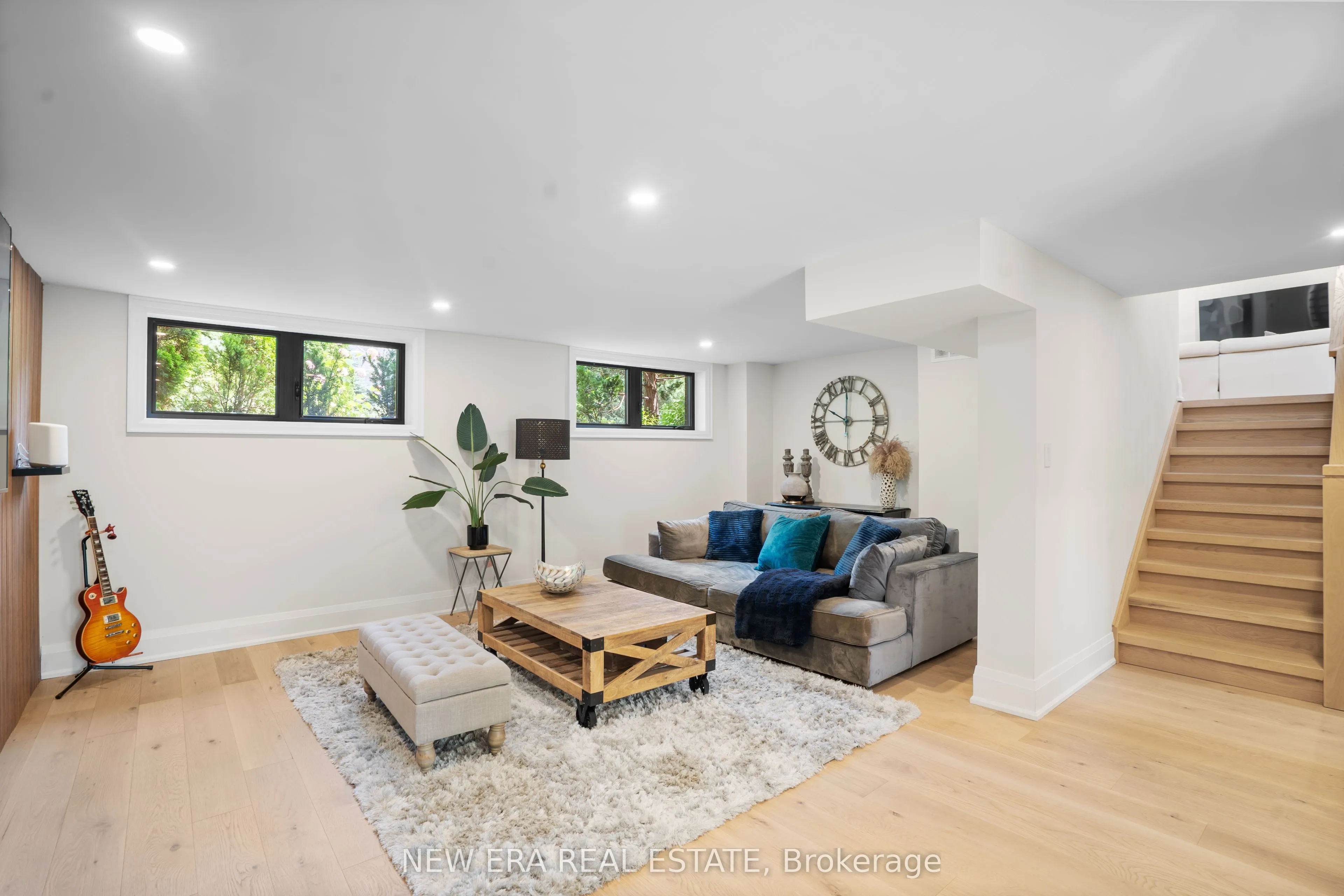261 Pinetree Way