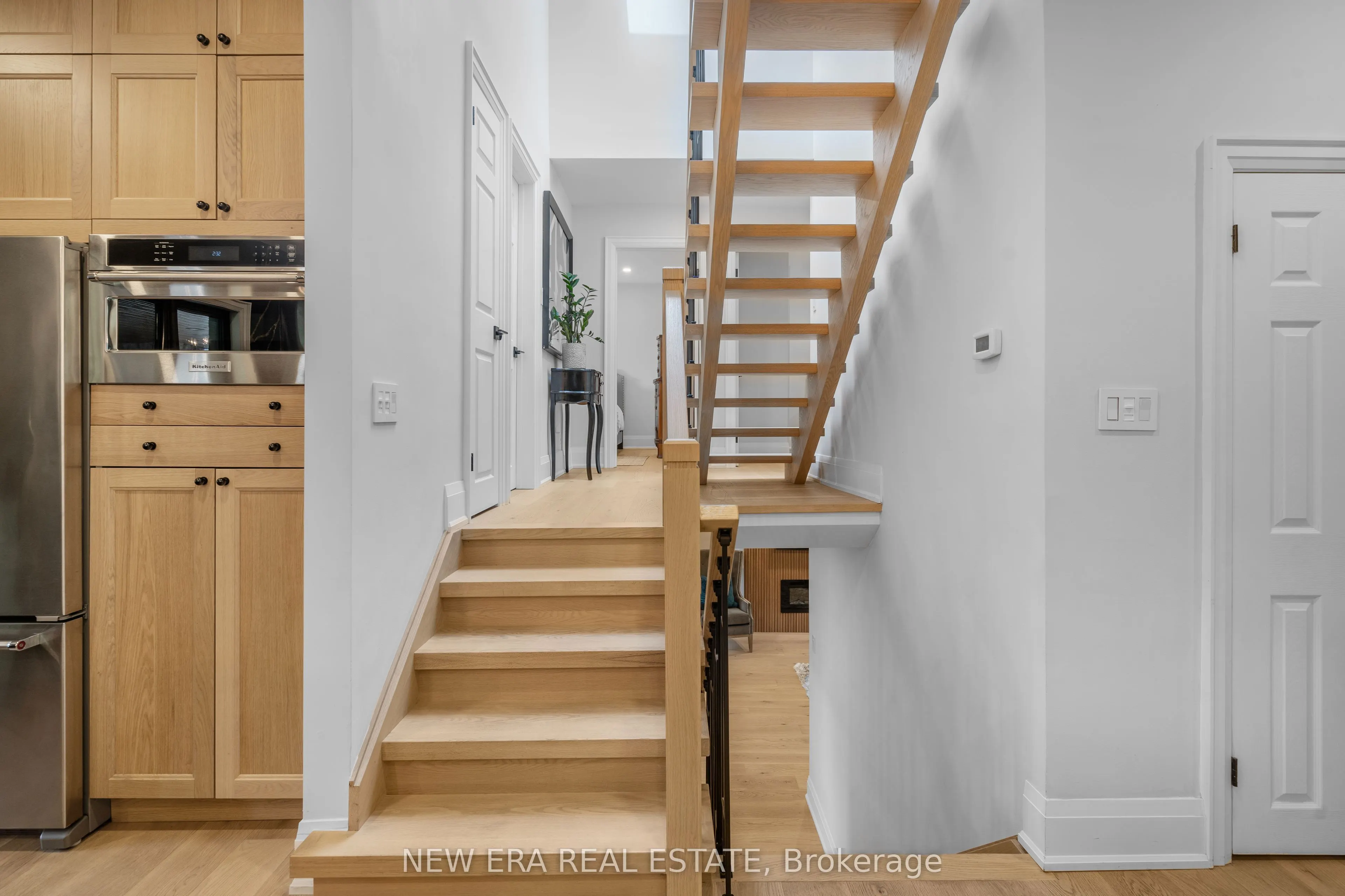 261 Pinetree Way