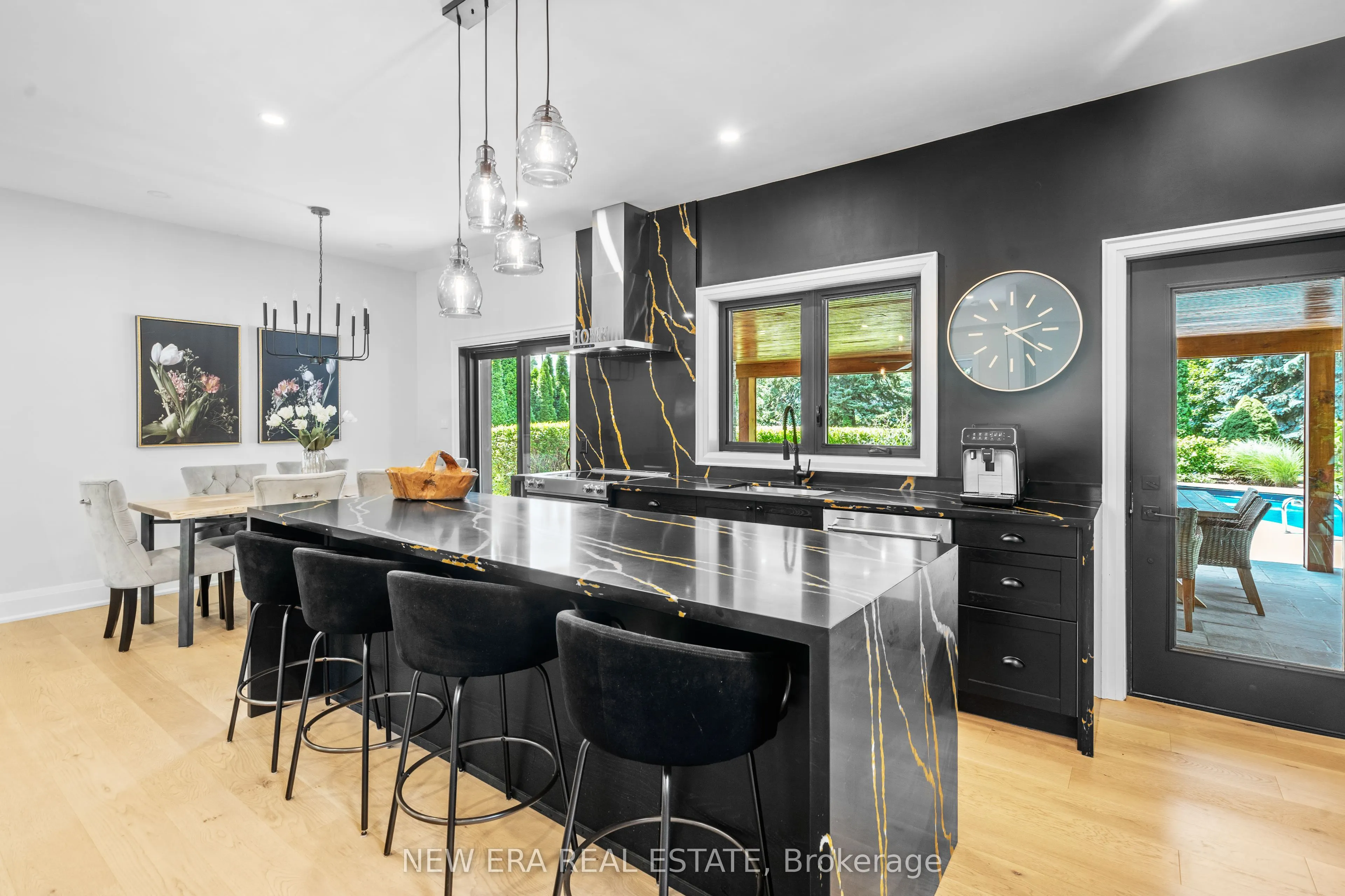 261 Pinetree Way