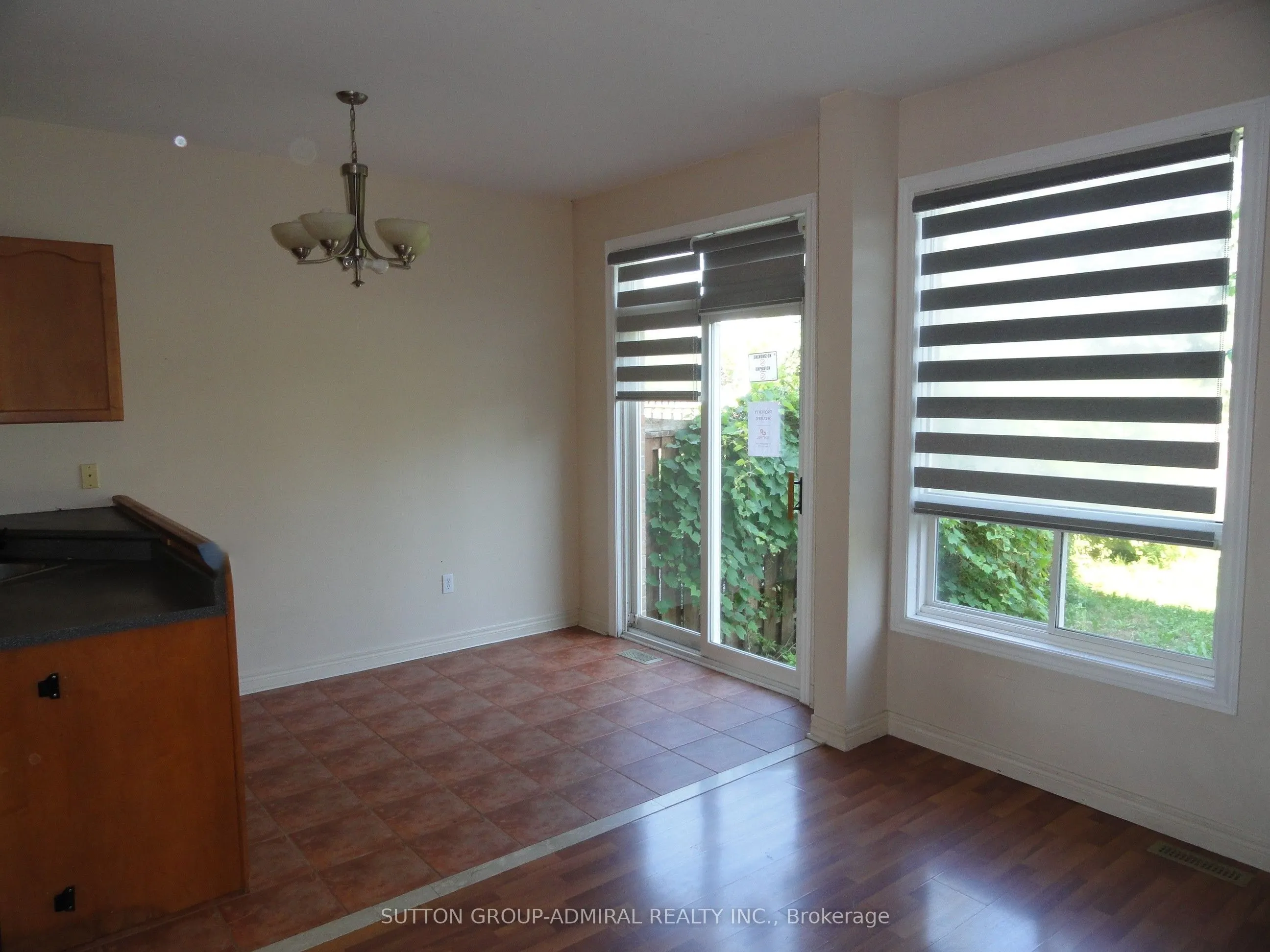 922 Ledbury Crescent