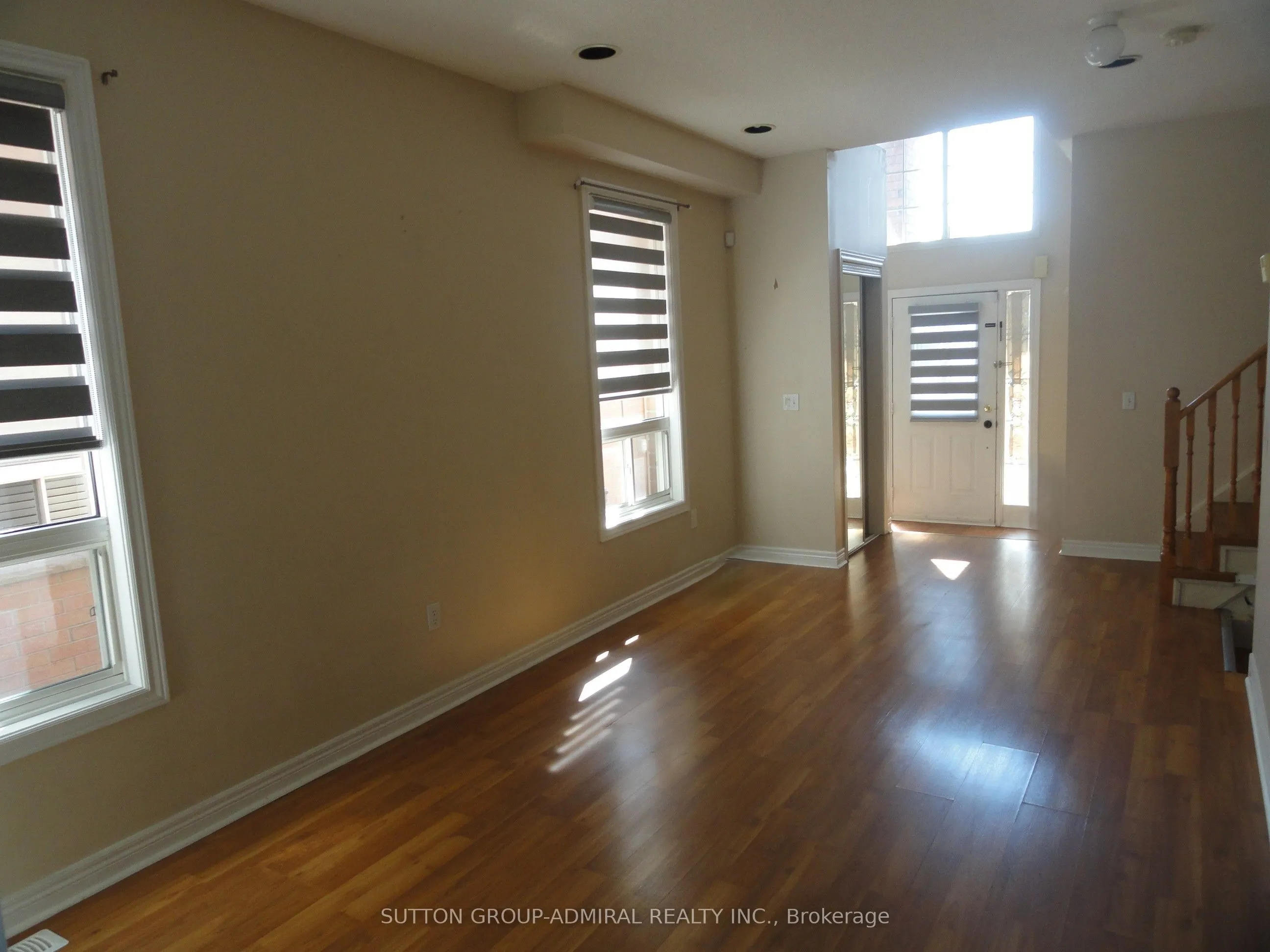 922 Ledbury Crescent