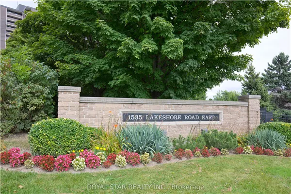 1535 Lakeshore Road E