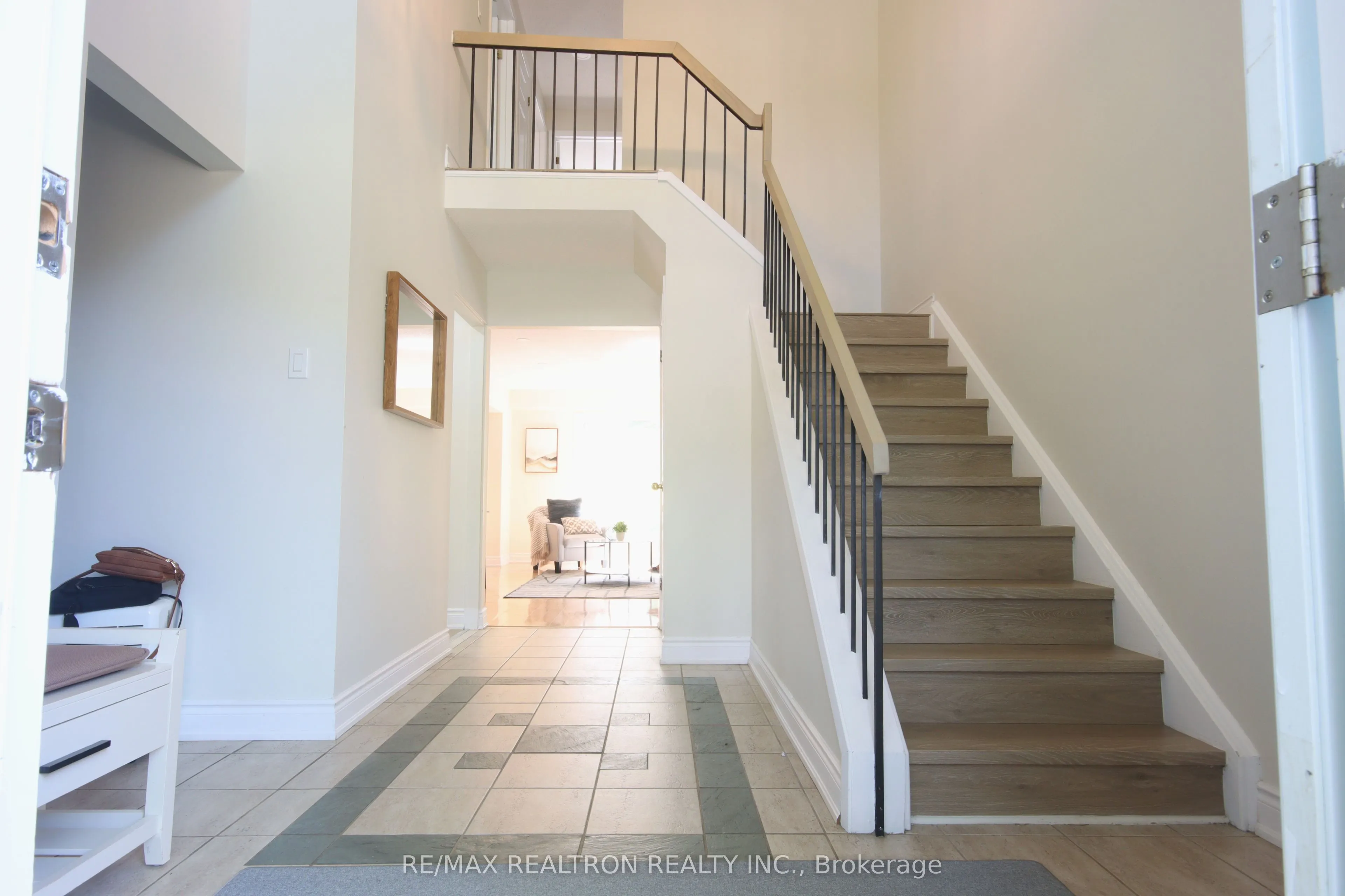 4272 Gayling Gardens