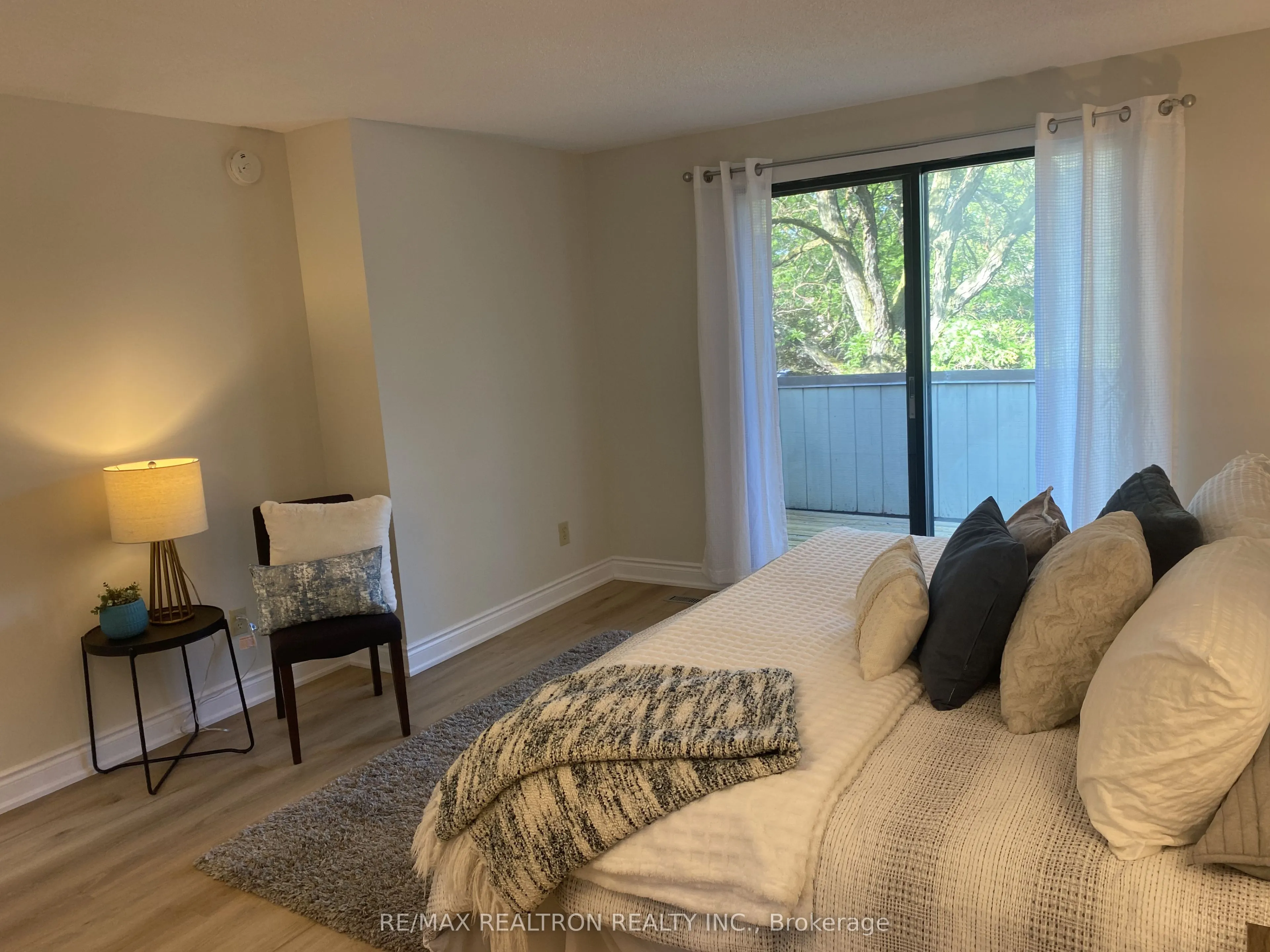 4272 Gayling Gardens