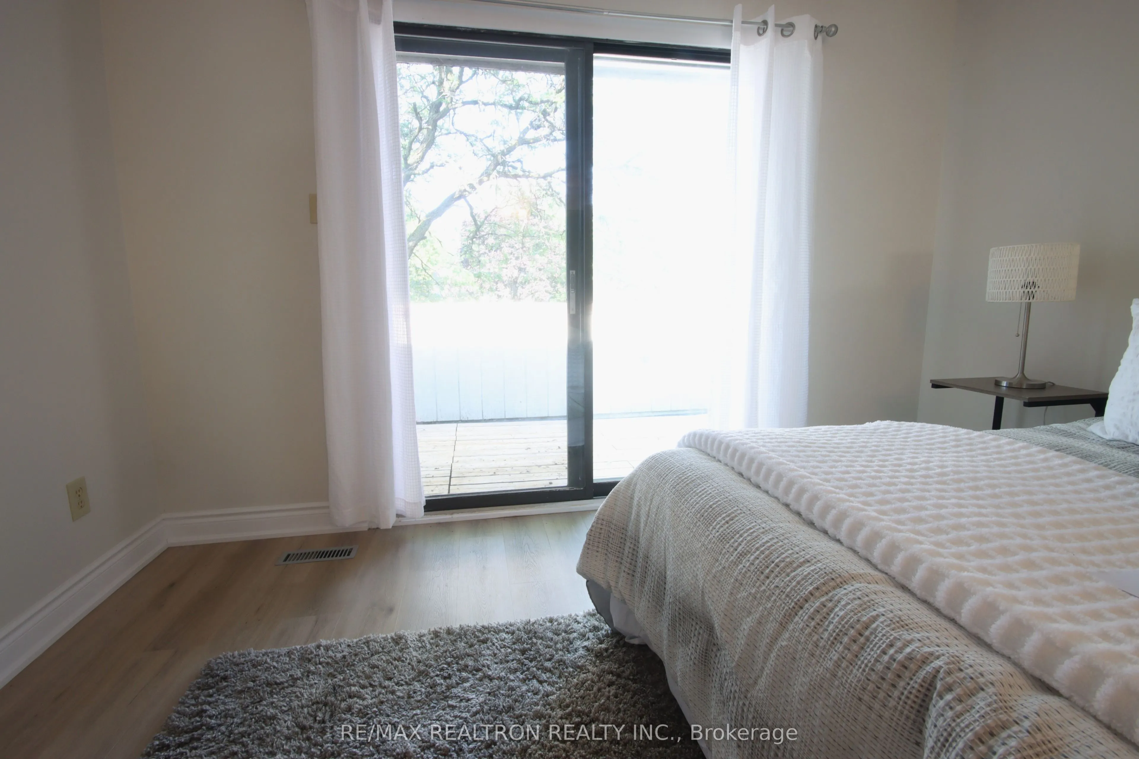 4272 Gayling Gardens