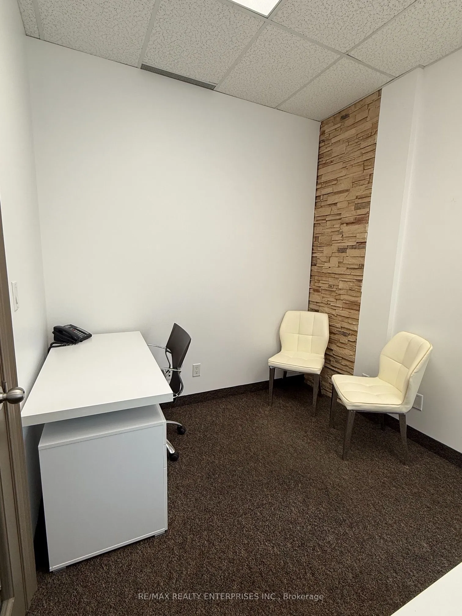 125 Lakeshore Road E #C-01