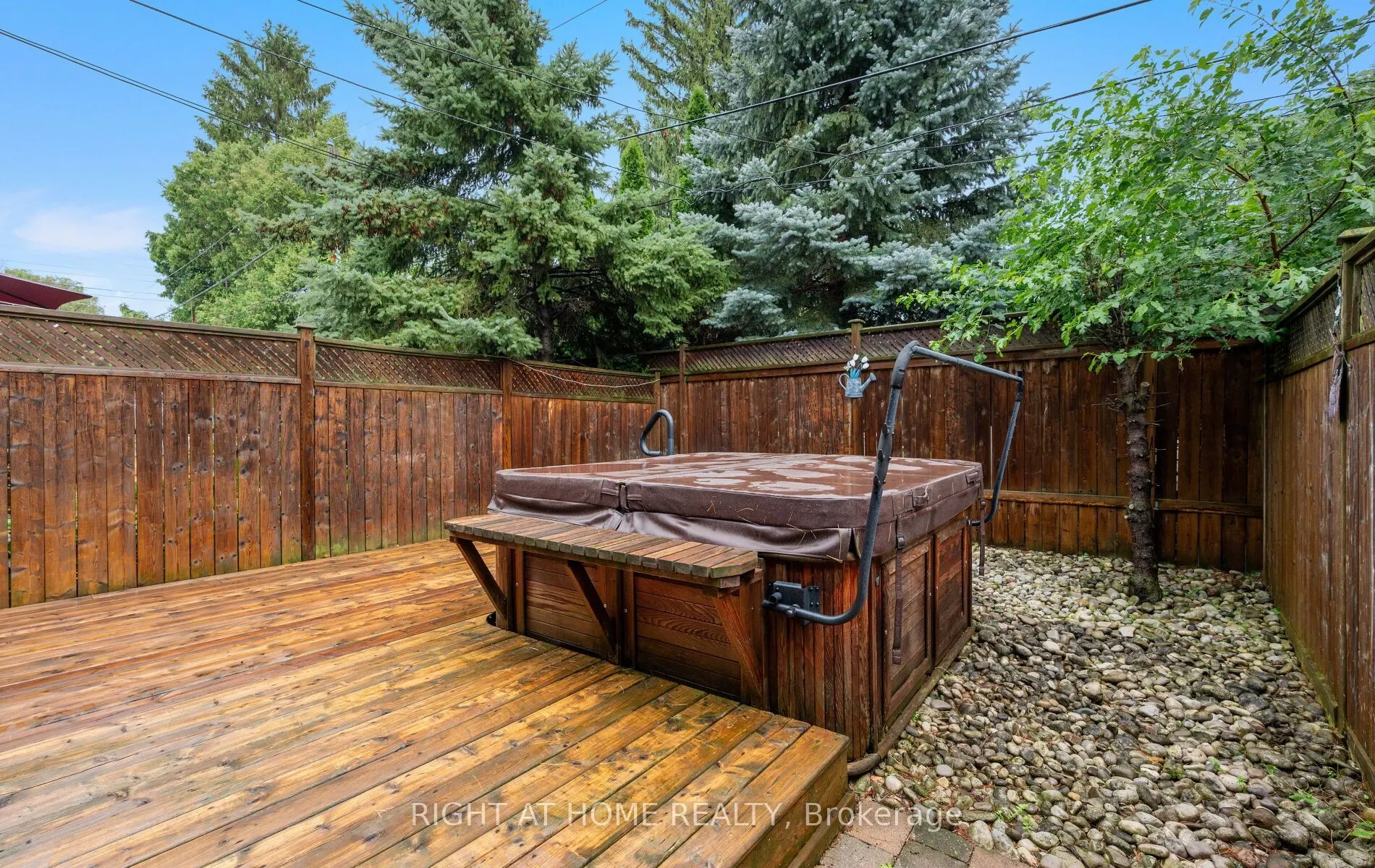 5491 Schueller Crescent