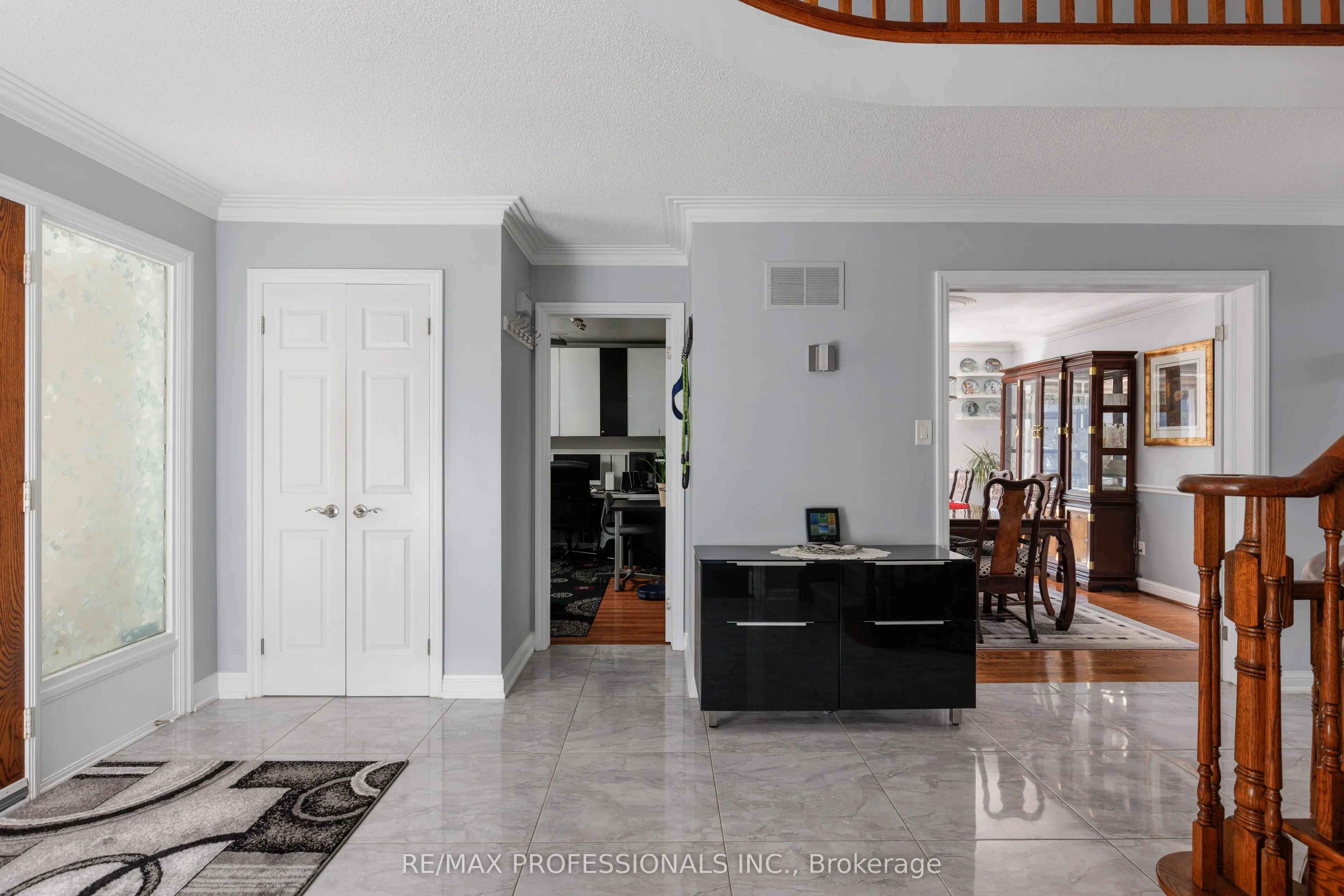 106 Rathburn Road