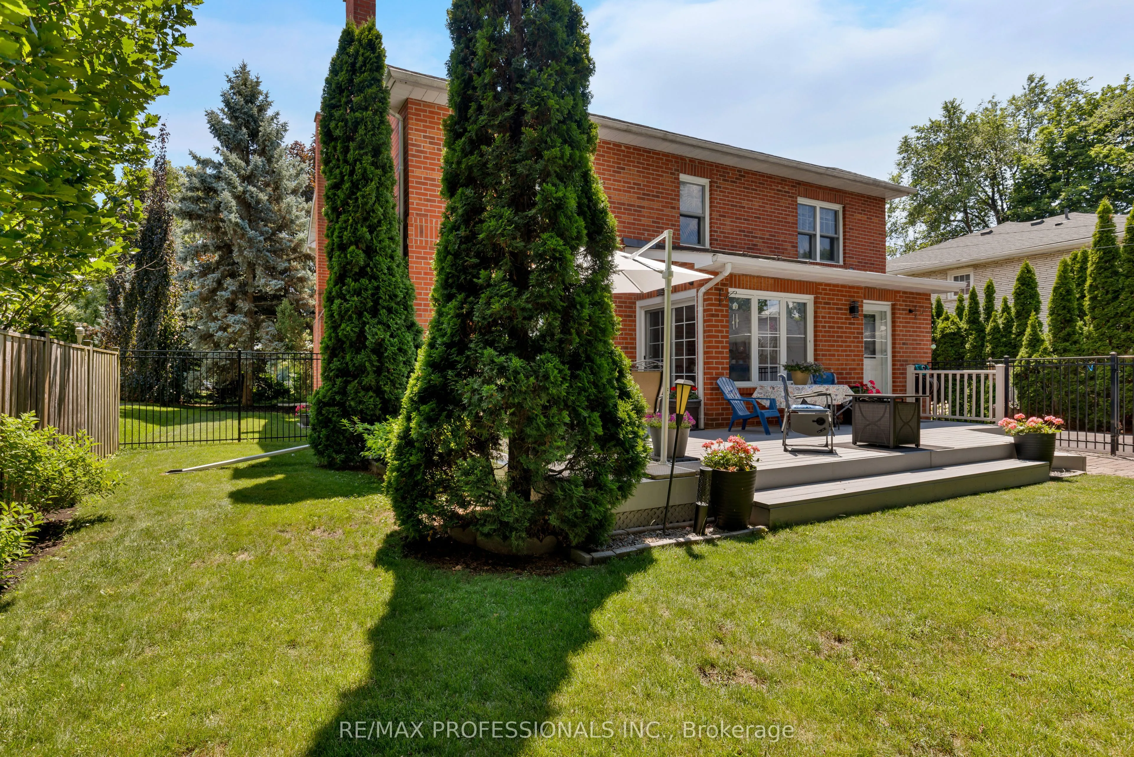 106 Rathburn Road