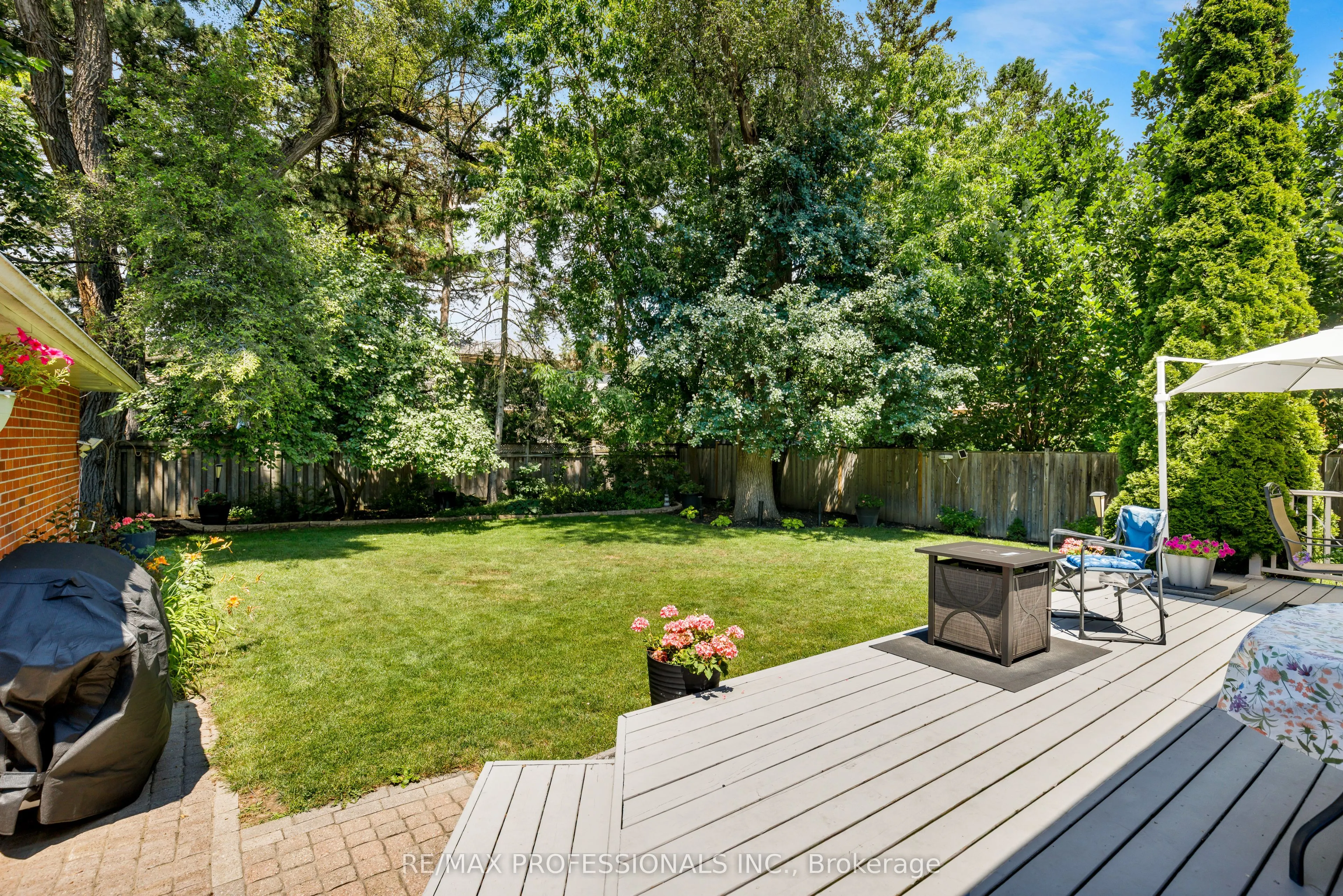 106 Rathburn Road