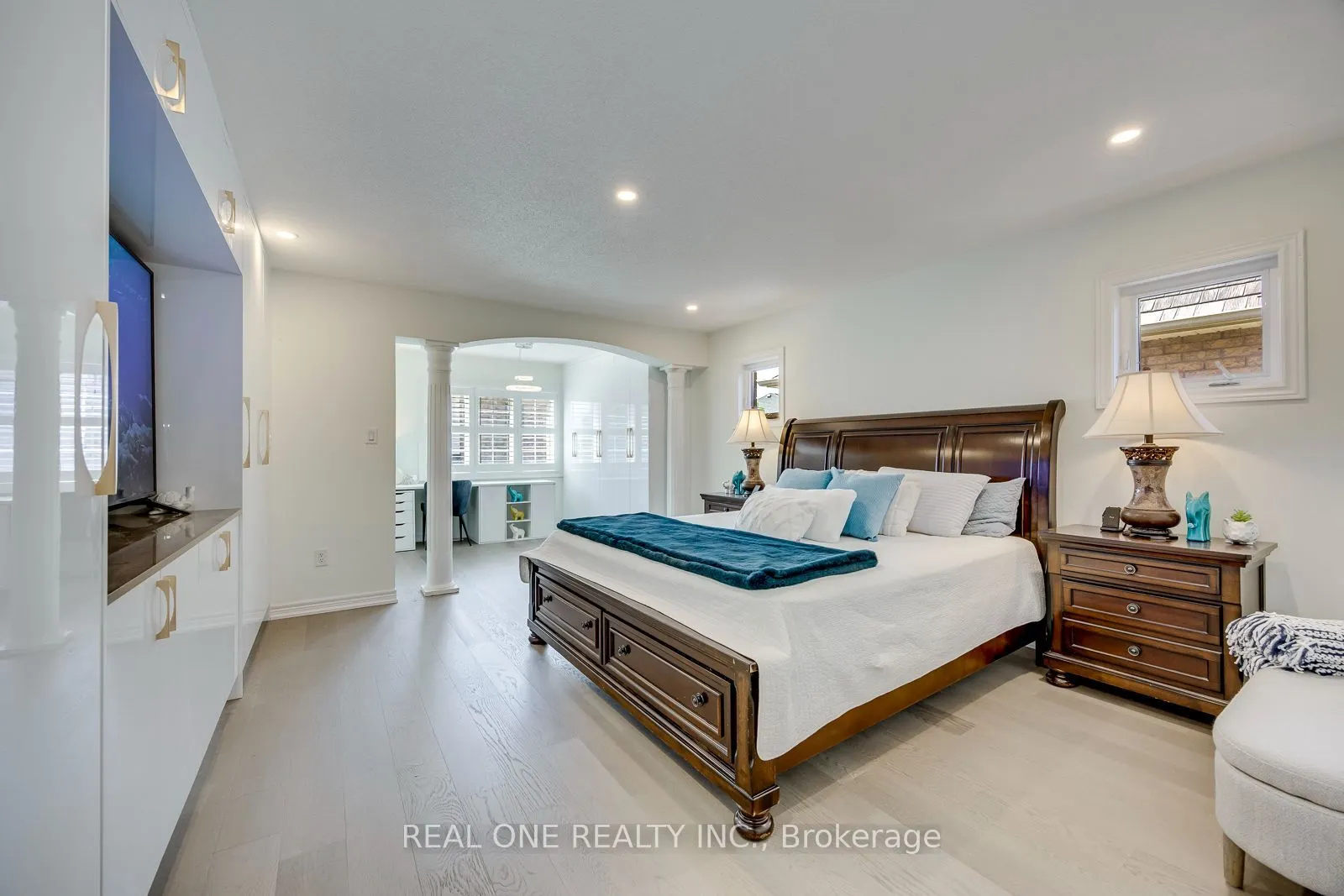 238 Nautical Boulevard