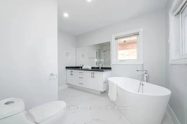 23 Fenflower Court