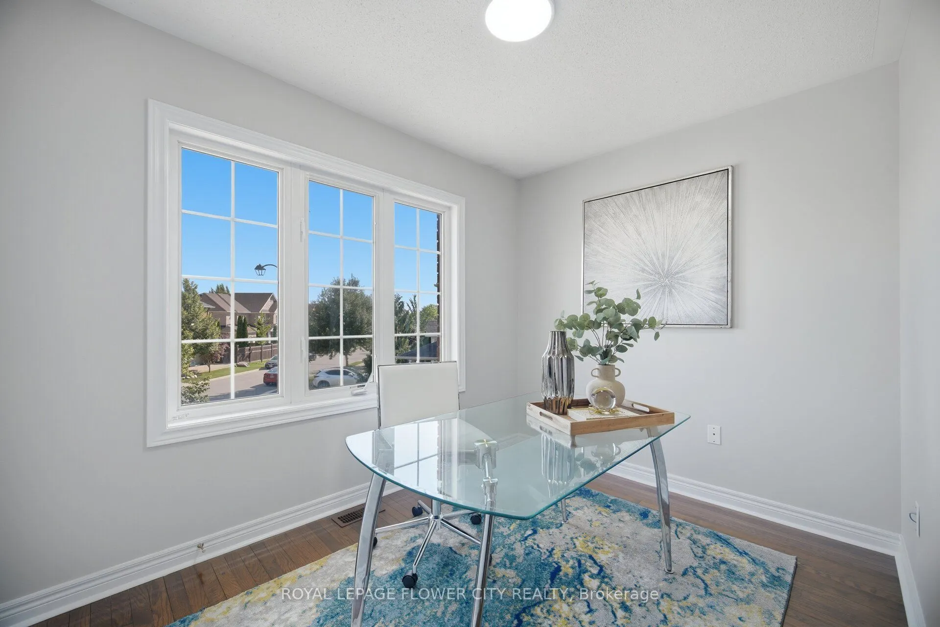 56 Laurentide Crescent