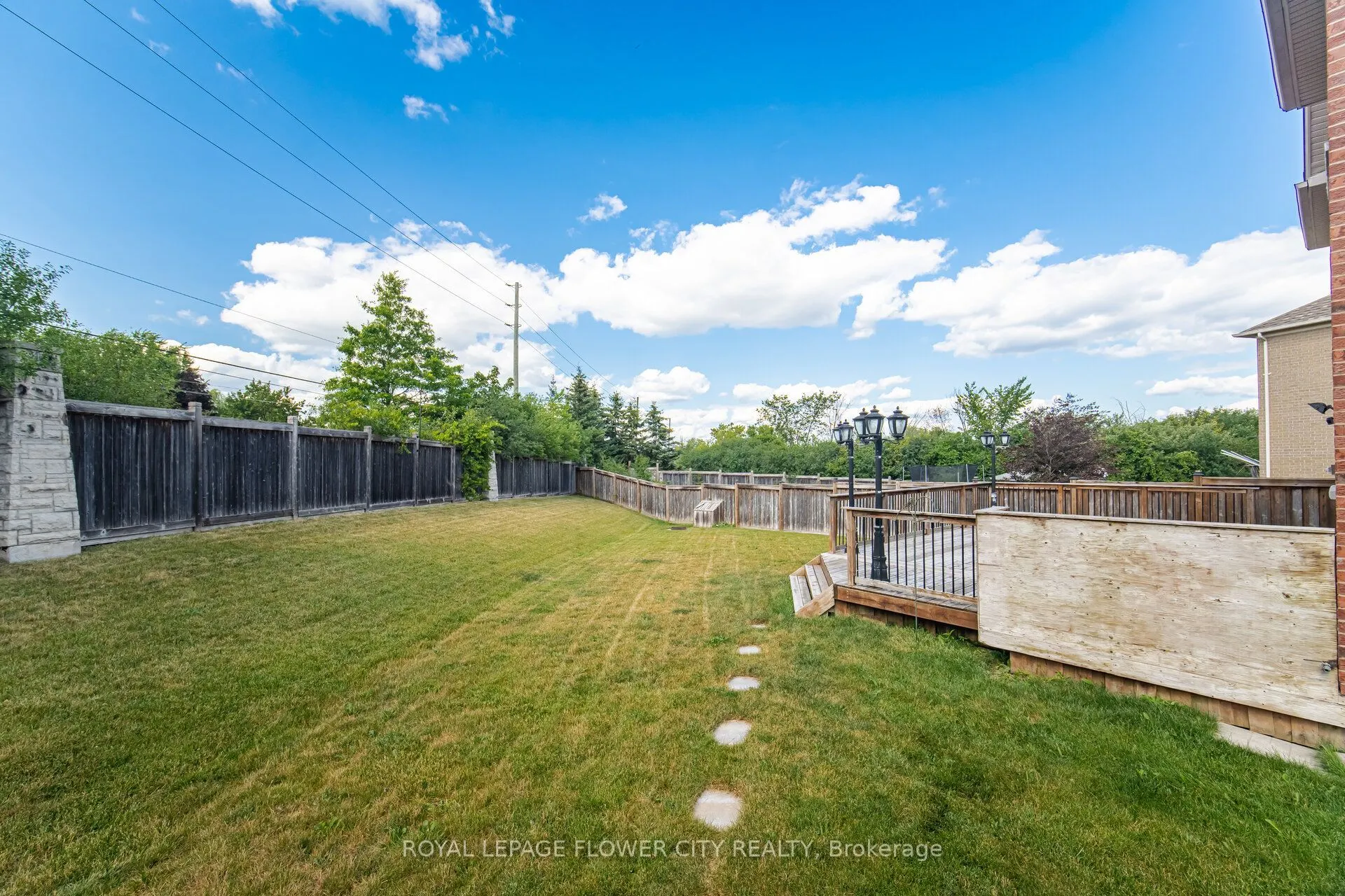 56 Laurentide Crescent