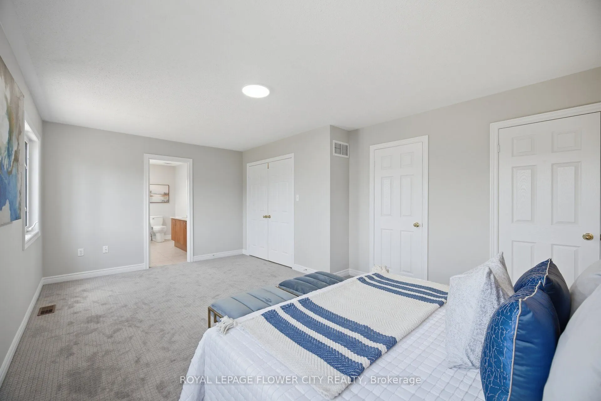 56 Laurentide Crescent