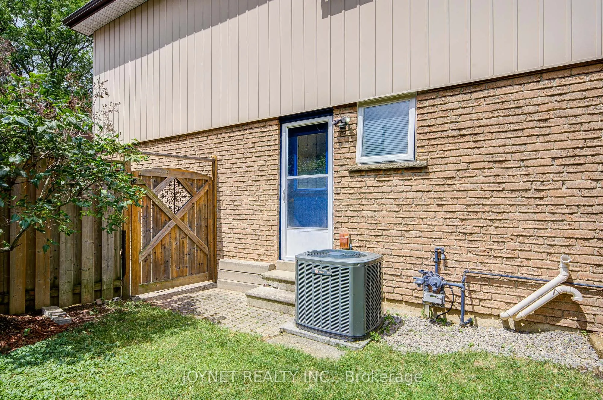 3027 Glace Bay Road