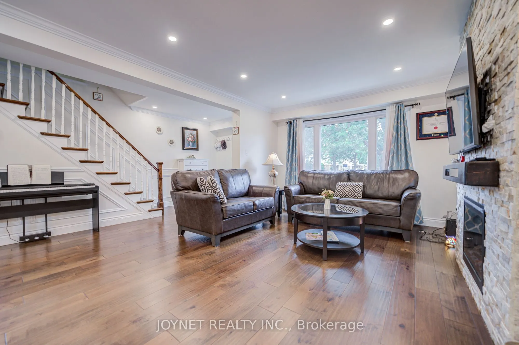 3027 Glace Bay Road