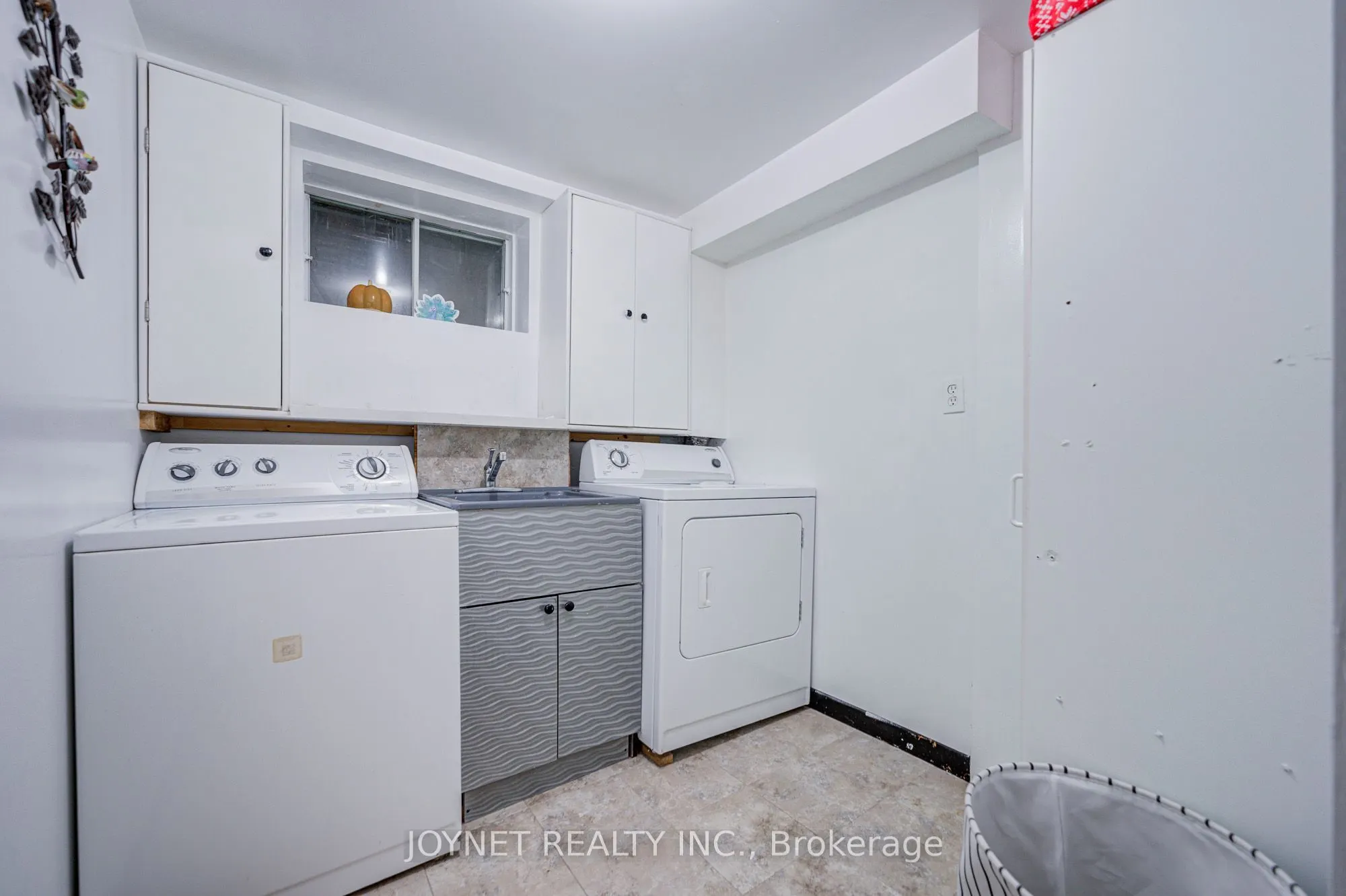 3027 Glace Bay Road