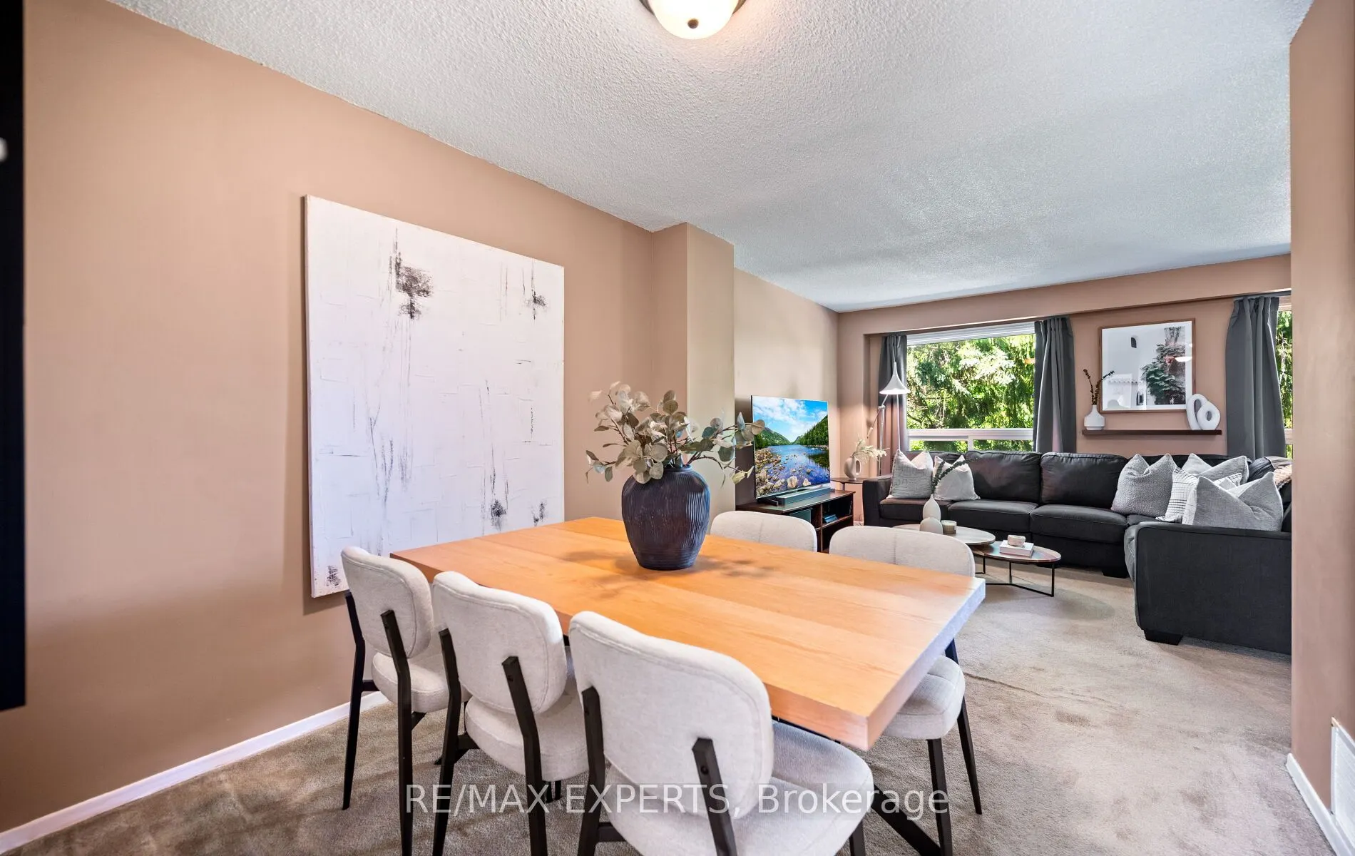 161 Moregate Crescent #15