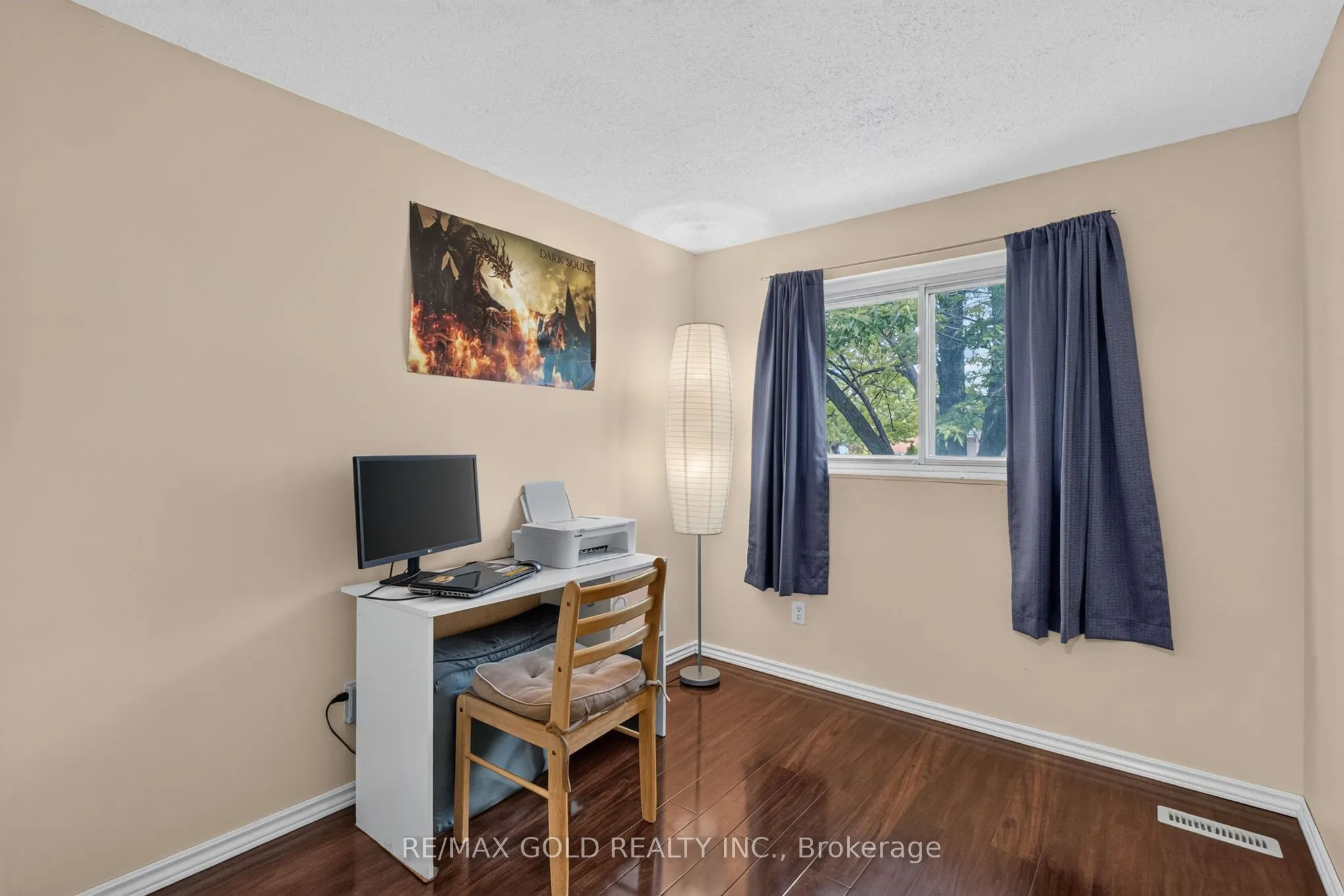 129 Folkstone Crescent