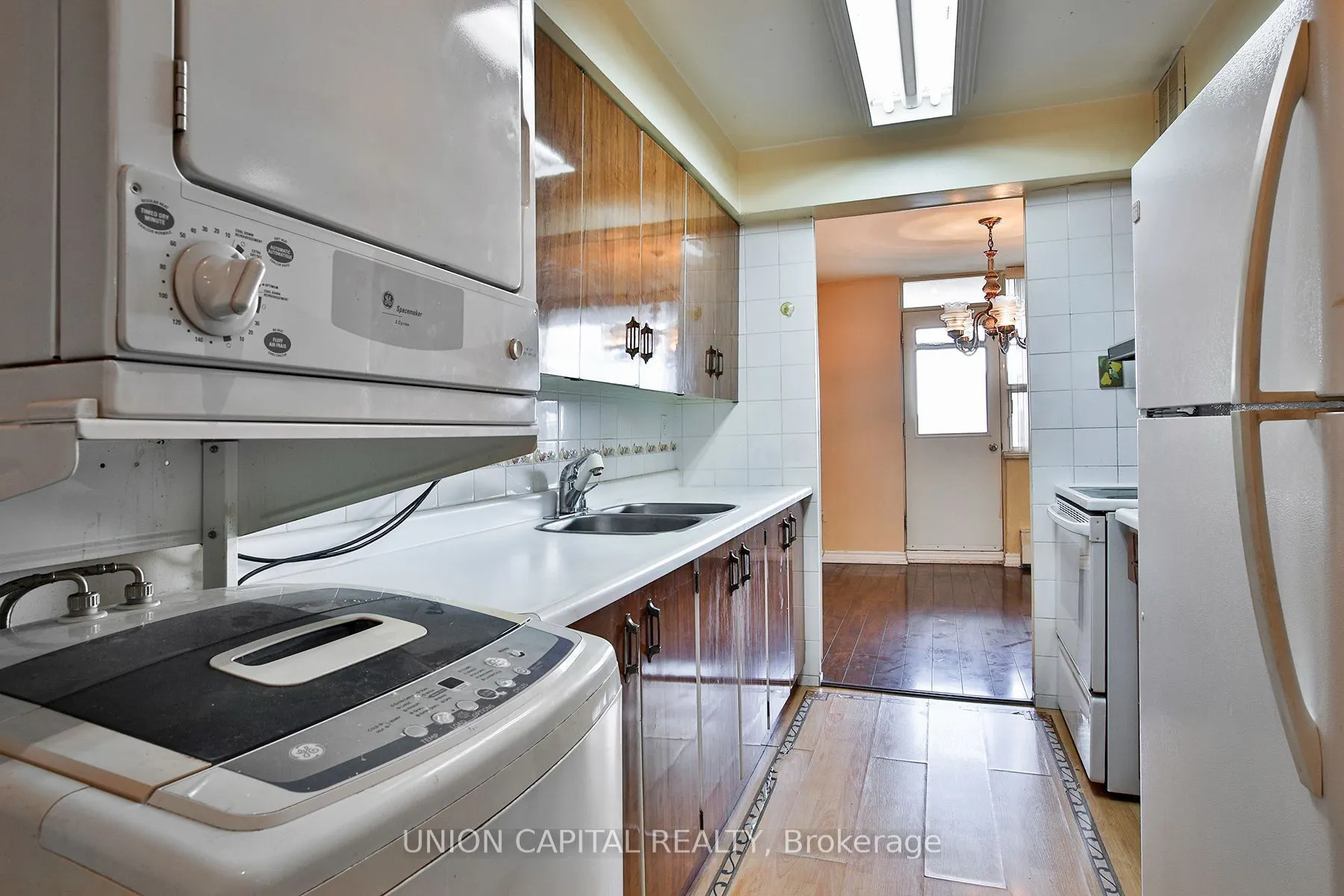 5 Frith Road #711