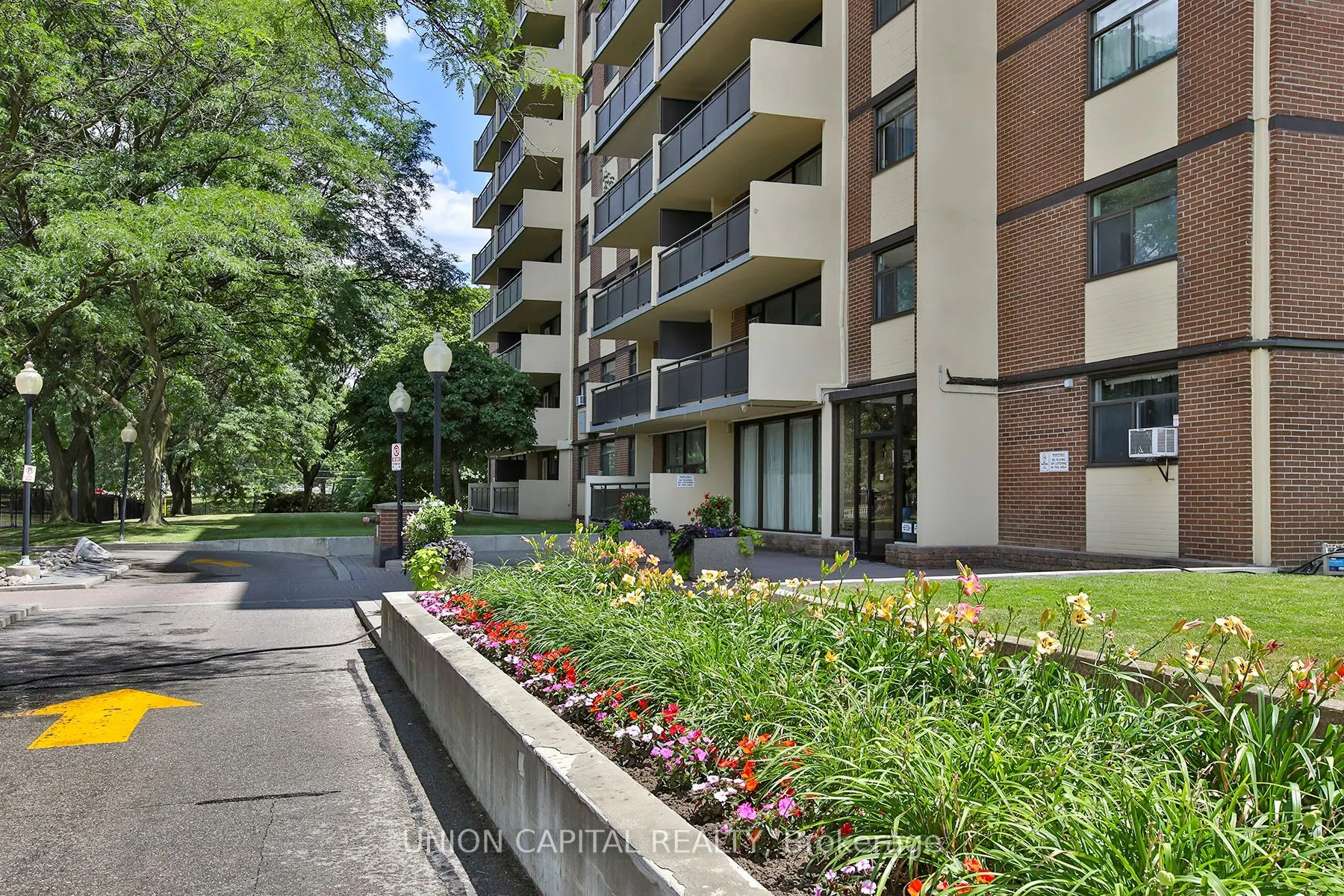 5 Frith Road #711