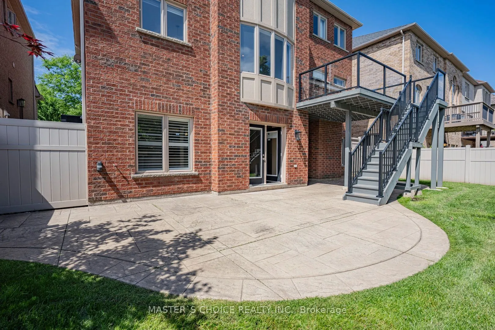 2357 Rideau Drive